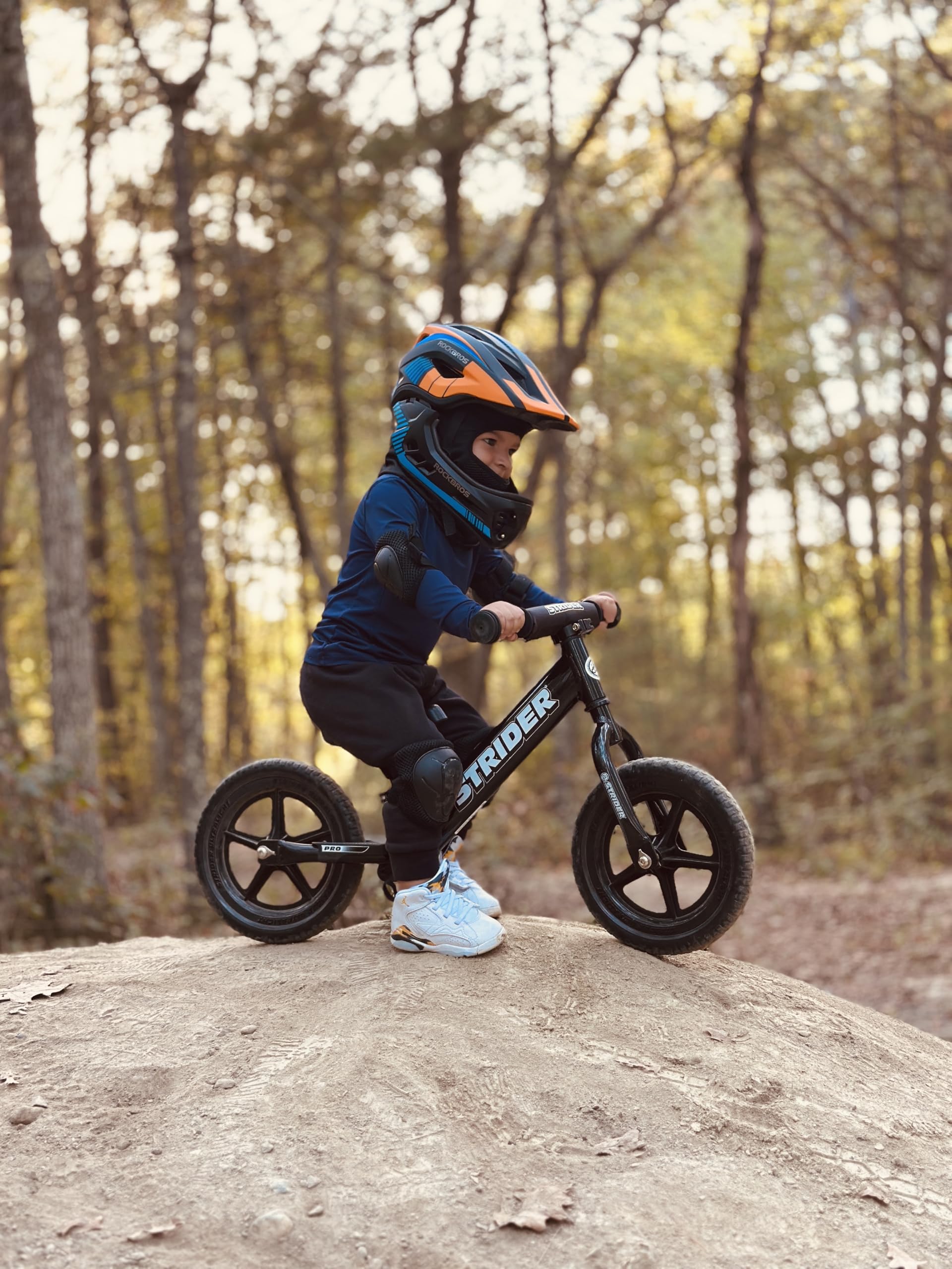 Strider 12 Pro Aluminum Balance Bike for Kids Aged 15 Years Black Pearl | No-Pedal Pro Balance Bike Ultralight Aluminum Frame Adjustable Seat Never-Flat Foam Rubber Tires Easy Assembly product thumbnail 8