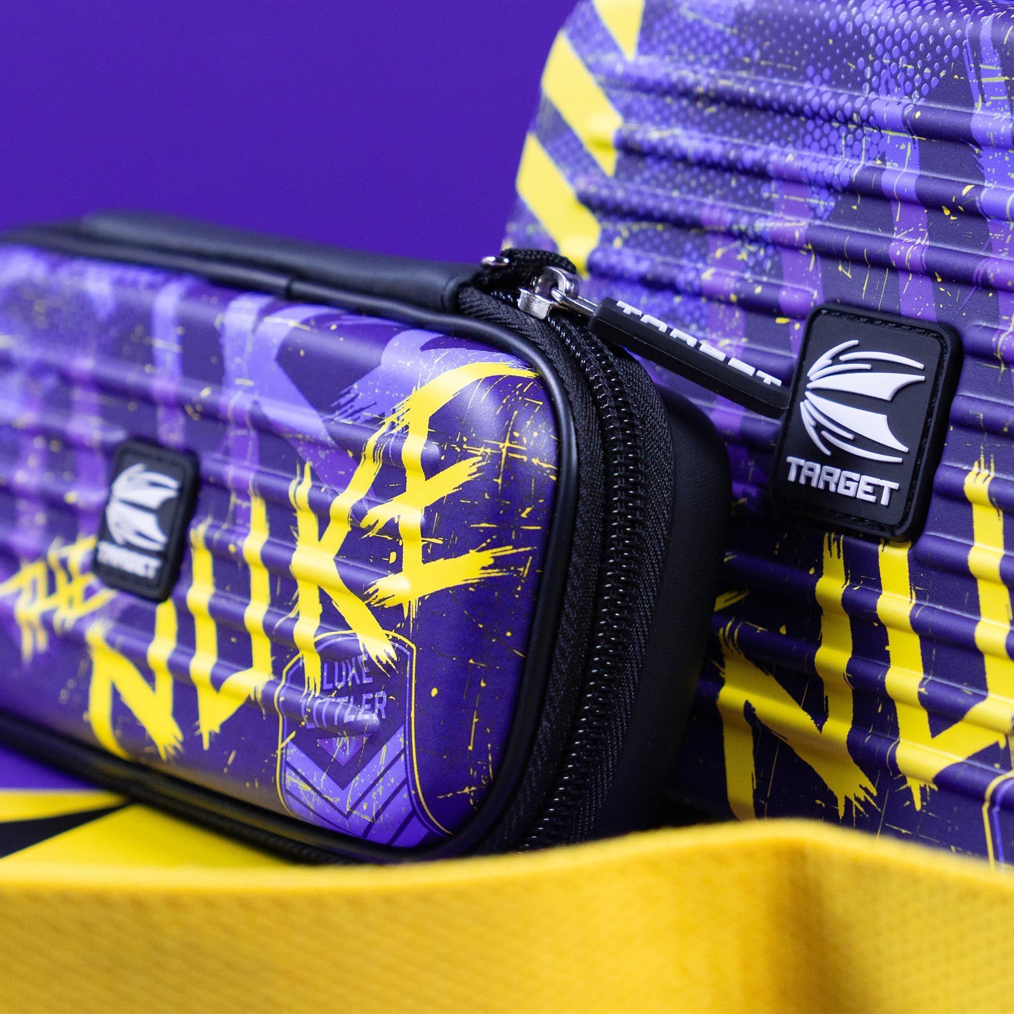 Target Darts Luke Littler Takoma Wallet – Etui na rzutki Luke Littler, uchwyt na rzutki, portfel na rzutki, etui do przechowywania zestawu rzutek, etui na rzutki "The Nuke”