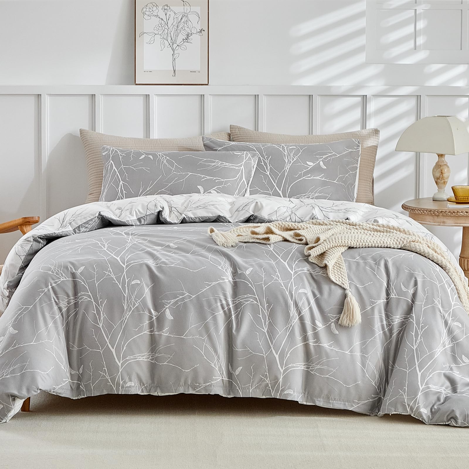 Tokokimo - Juego de funda nórdica de 260 x 240 cm y 2 fundas de almohada de 65 x 65 cm, diseño de ramas reversible, con cremalleras, gris/blanco