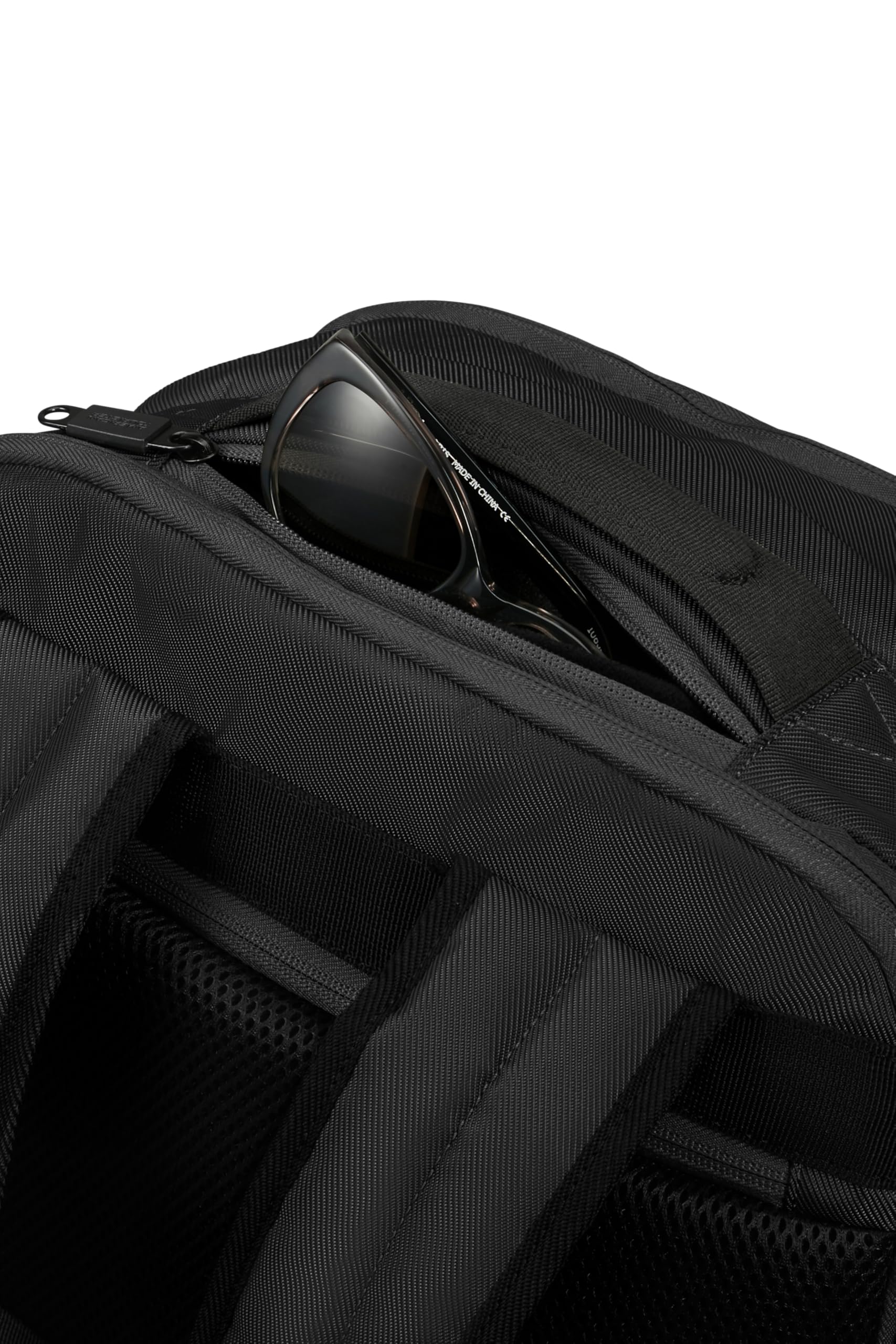 American Tourister Urban Track - Zaino porta PC 15.6" – 45 cm, 29 L - 3 scomparti grandi - Grande capacità - Ergonomico - Scomparto imbottito per laptop - Nero (Asphalt Black)
