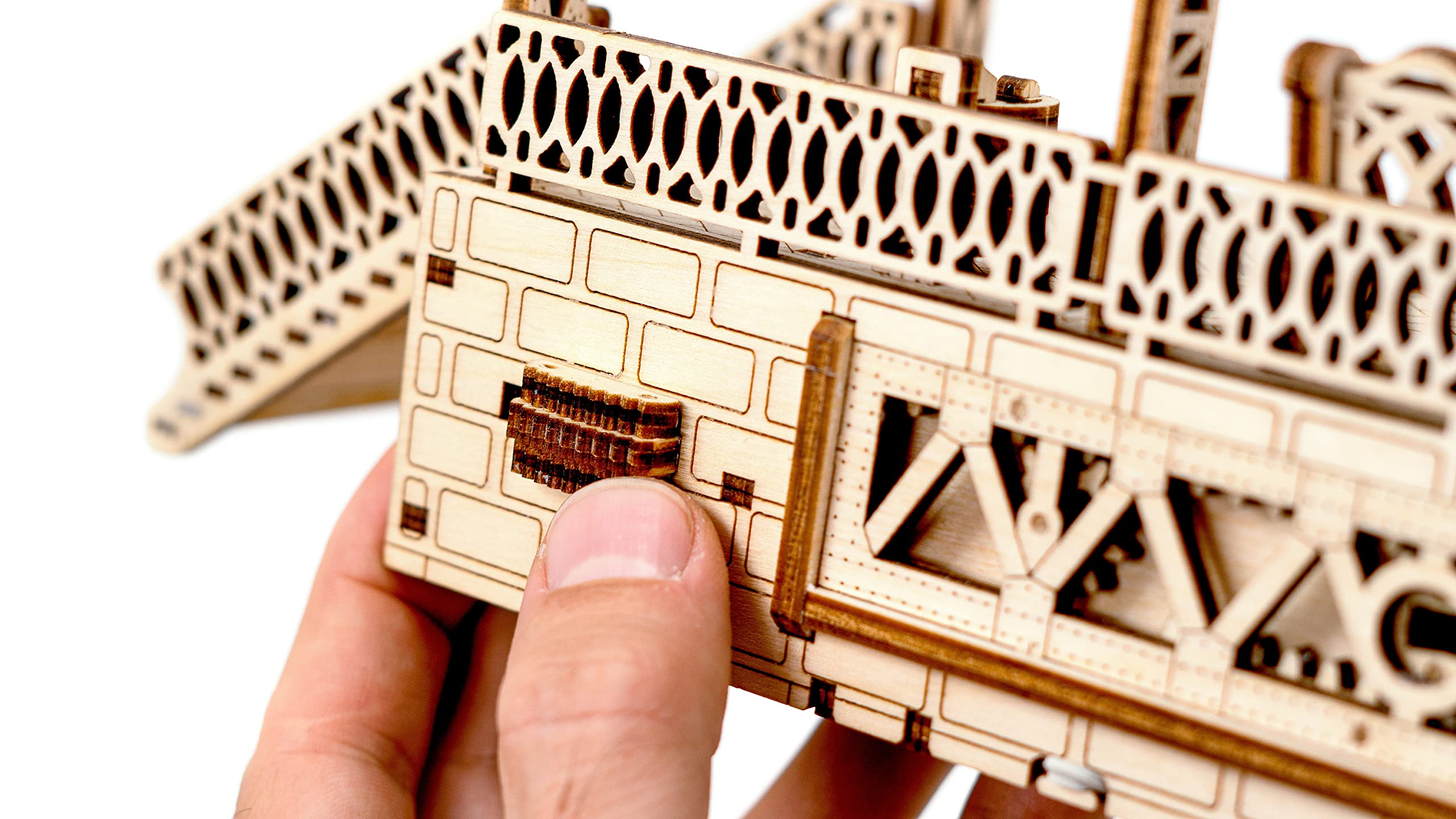 Wooden.City Drewniany model zestaw do budowania - stacja kolejowa - mechanika - urodziny dla nastolatków i dorosłych - Puzzle 3D DIY Toy - Cięcie laserowe