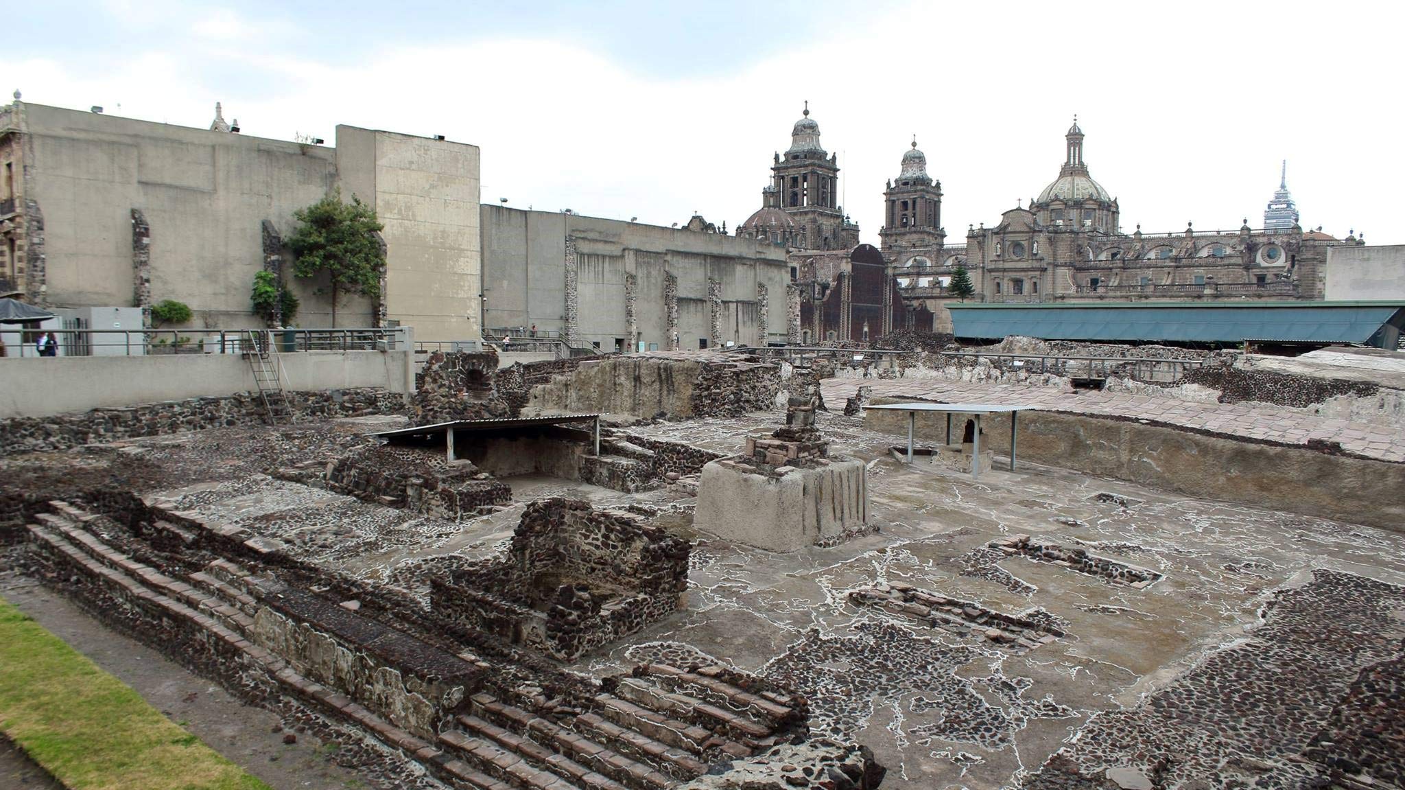 Ancient Tenochtitlan: uncover Aztec culture and architecture in real time