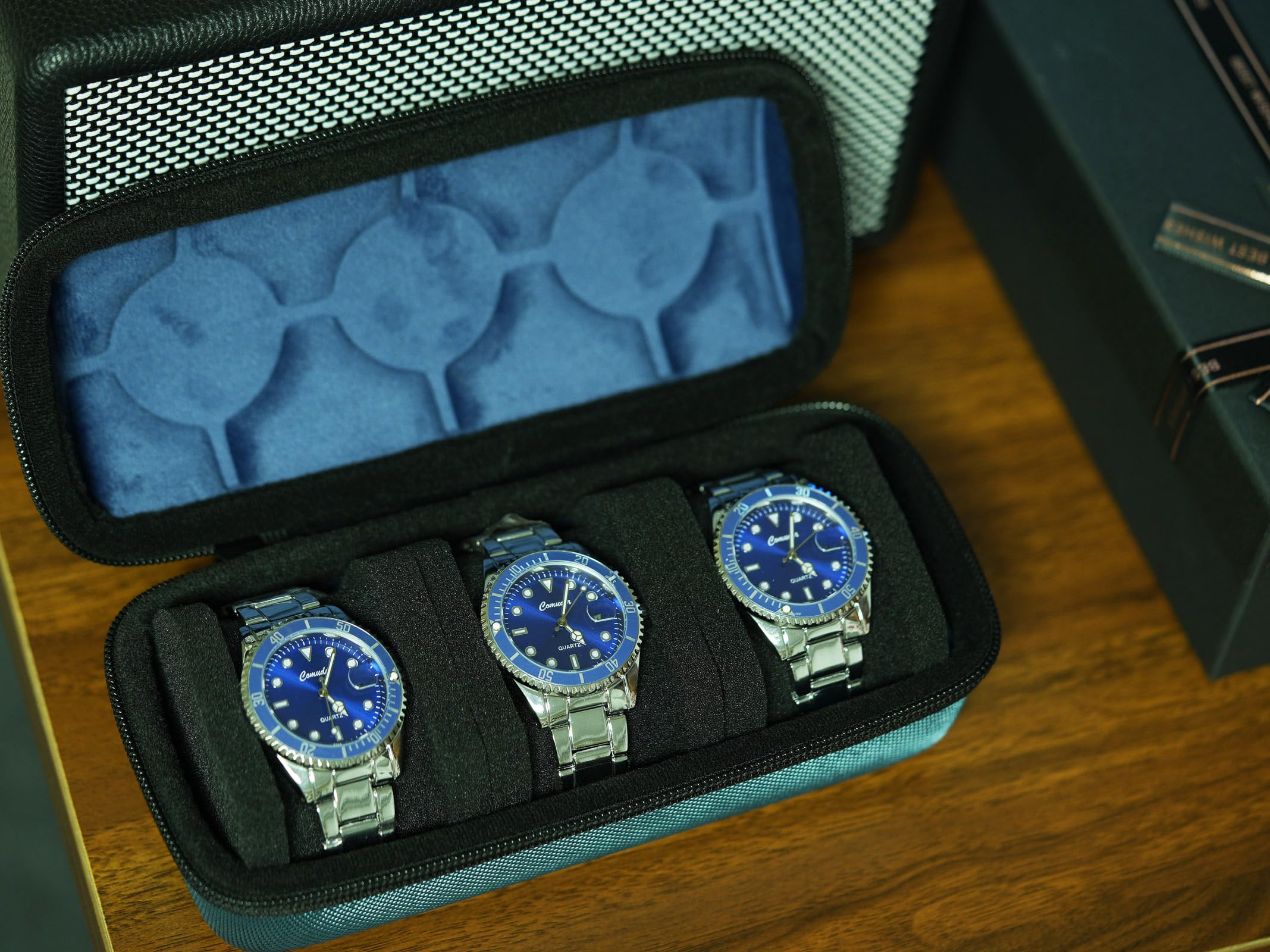 Custodia per orologi da viaggio per orologi, custodia rigida e sicura con morbido cuscino protettivo, si adatta alla maggior parte degli orologi fino a 60 mm