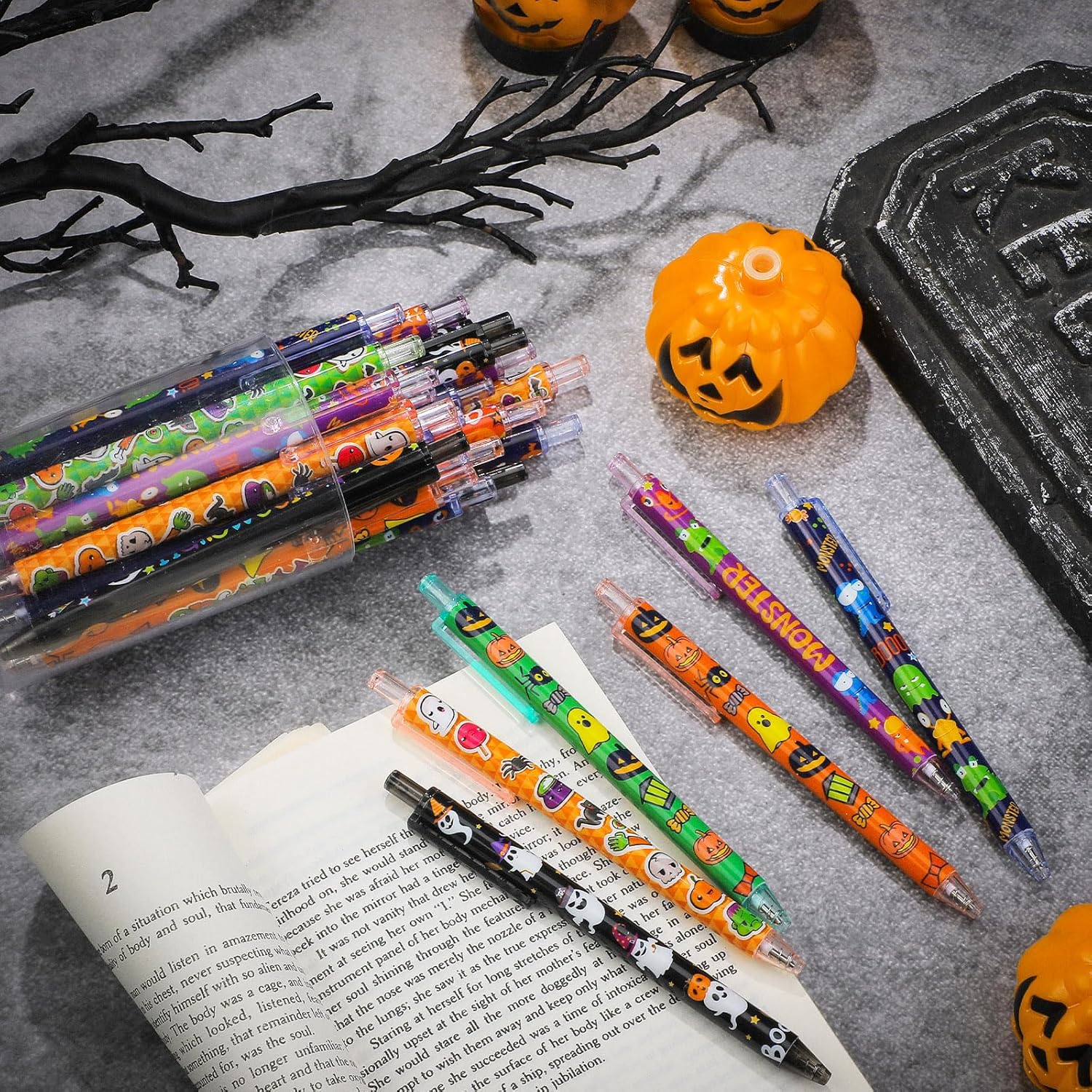 Leinuosen 120 Pcs Halloween Ballpoint Pen Retractable Gel Ink Pen Ghost Pumpkin Spider Patter Halloween Present Cute Cartoon Pens for Office School Supplies Halloween Party Supply