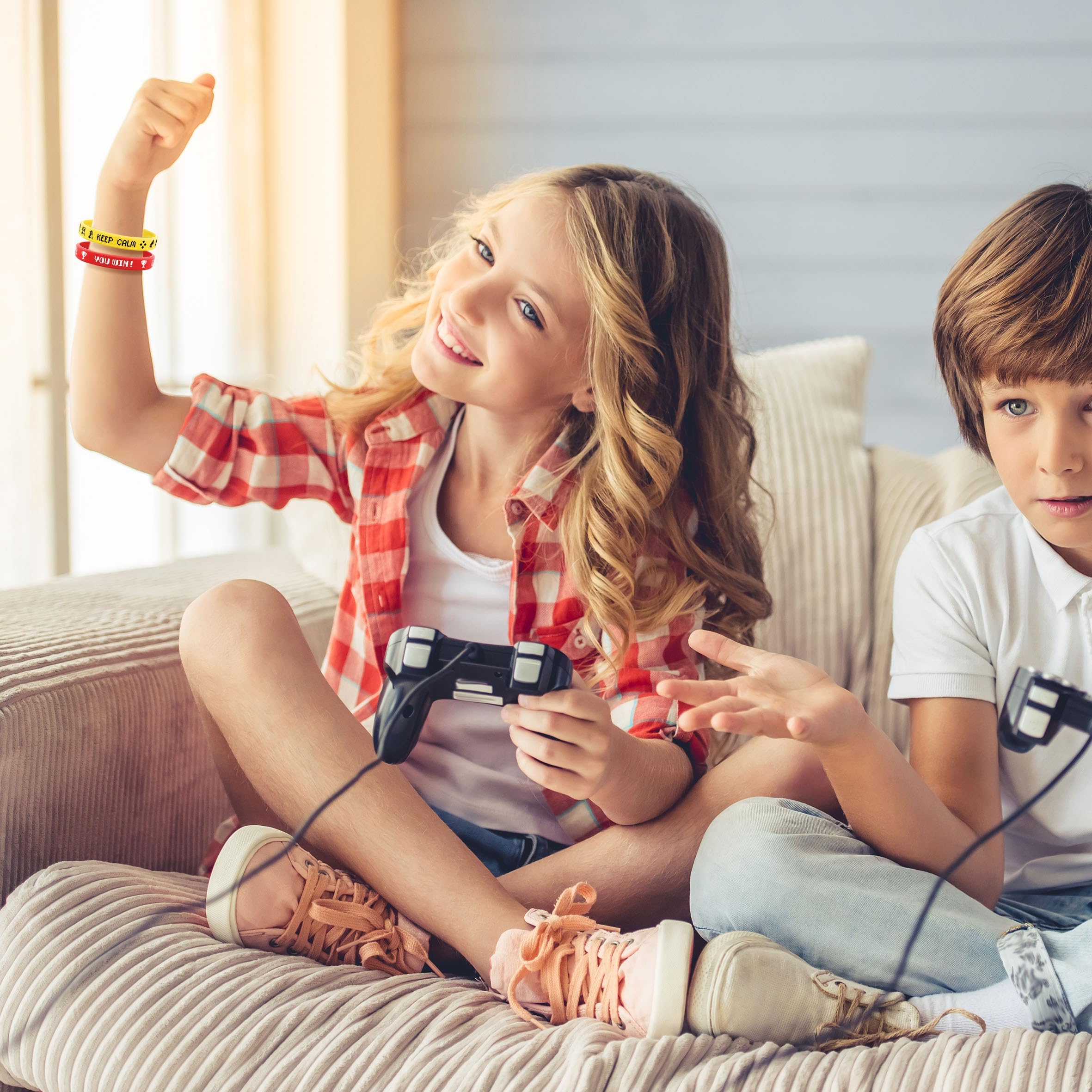 Lesnala 48 PCS Video Game Rubber Bracelet Gamer Silicone Wristband for Theme Party Supplies Decorations Kids Teenagers and Adults Birthday Present 6 Styles