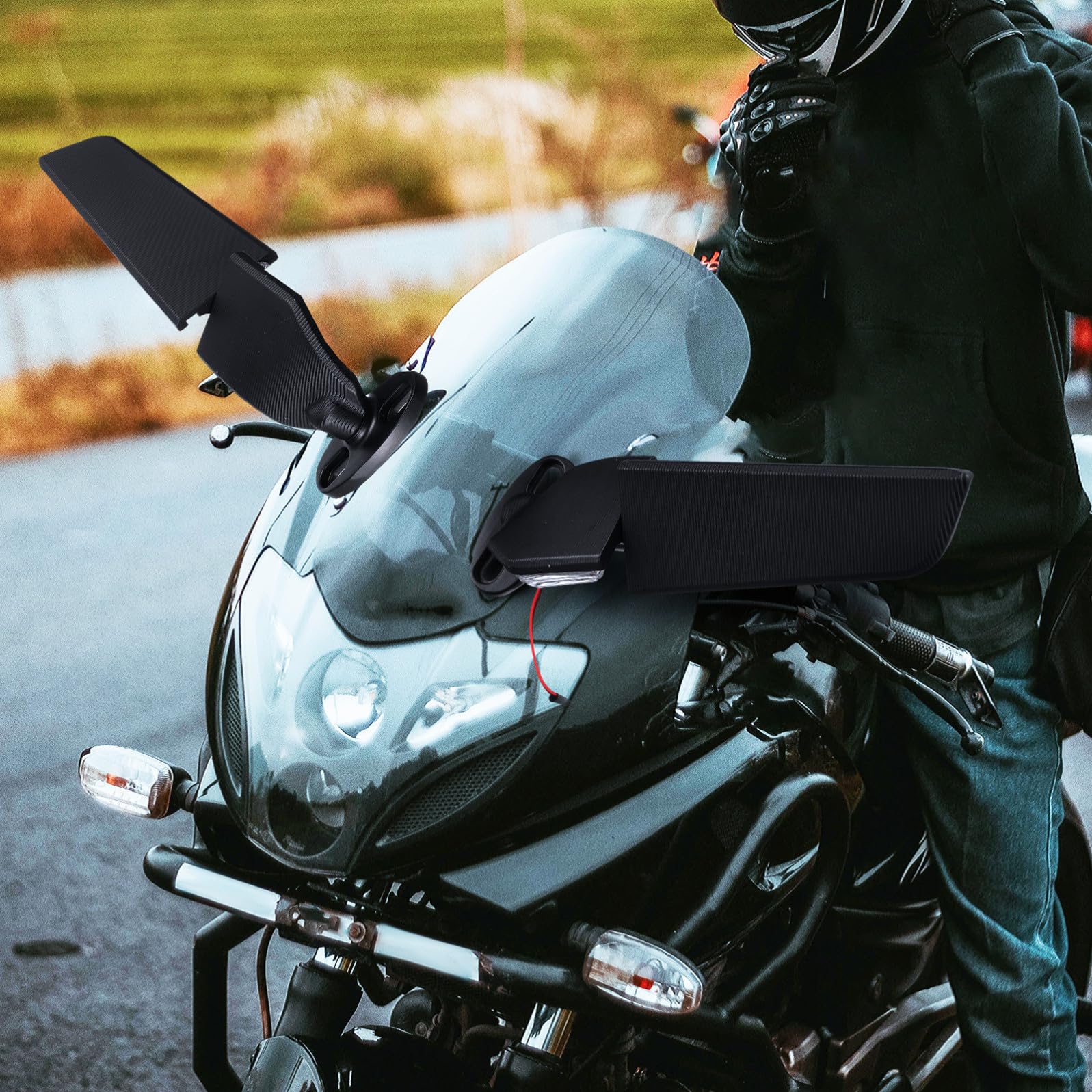 Hemobllo Specchietto Laterale per Motocicletta Luci Integrate, Set di Specchietti Retrovisori Pinna Alare, Adatti per Uso Urbano e Stradale, Montaggio Semplice su Manubrio