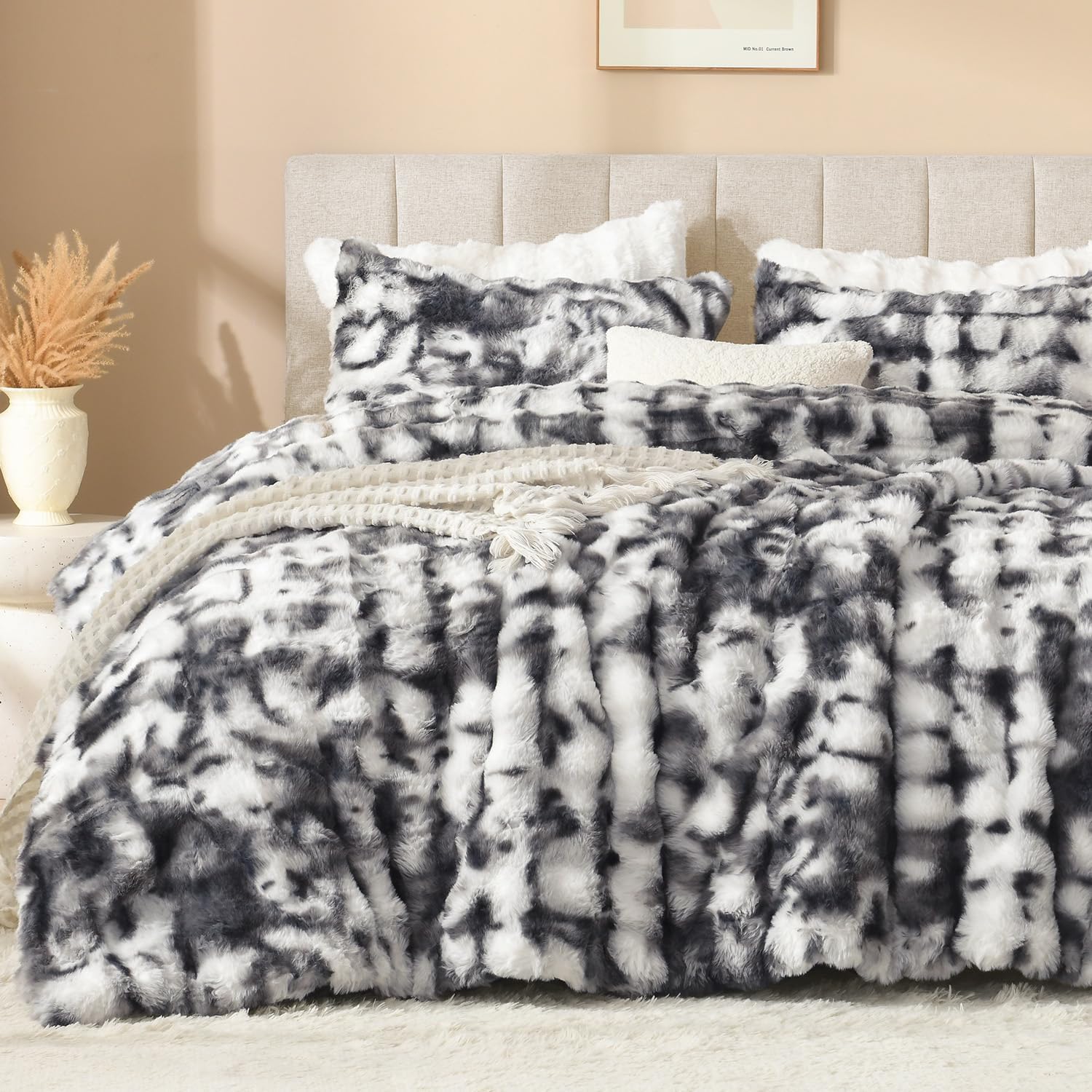 Andency Fluffy King Size Comforter Set Light Grey, 3 Pieces Winter Faux Rabbit Fur Bubble Marshmallow Plush Bedding Comforter Set, Warm Soft Thick Heavy Puffy Comforters Bed Set