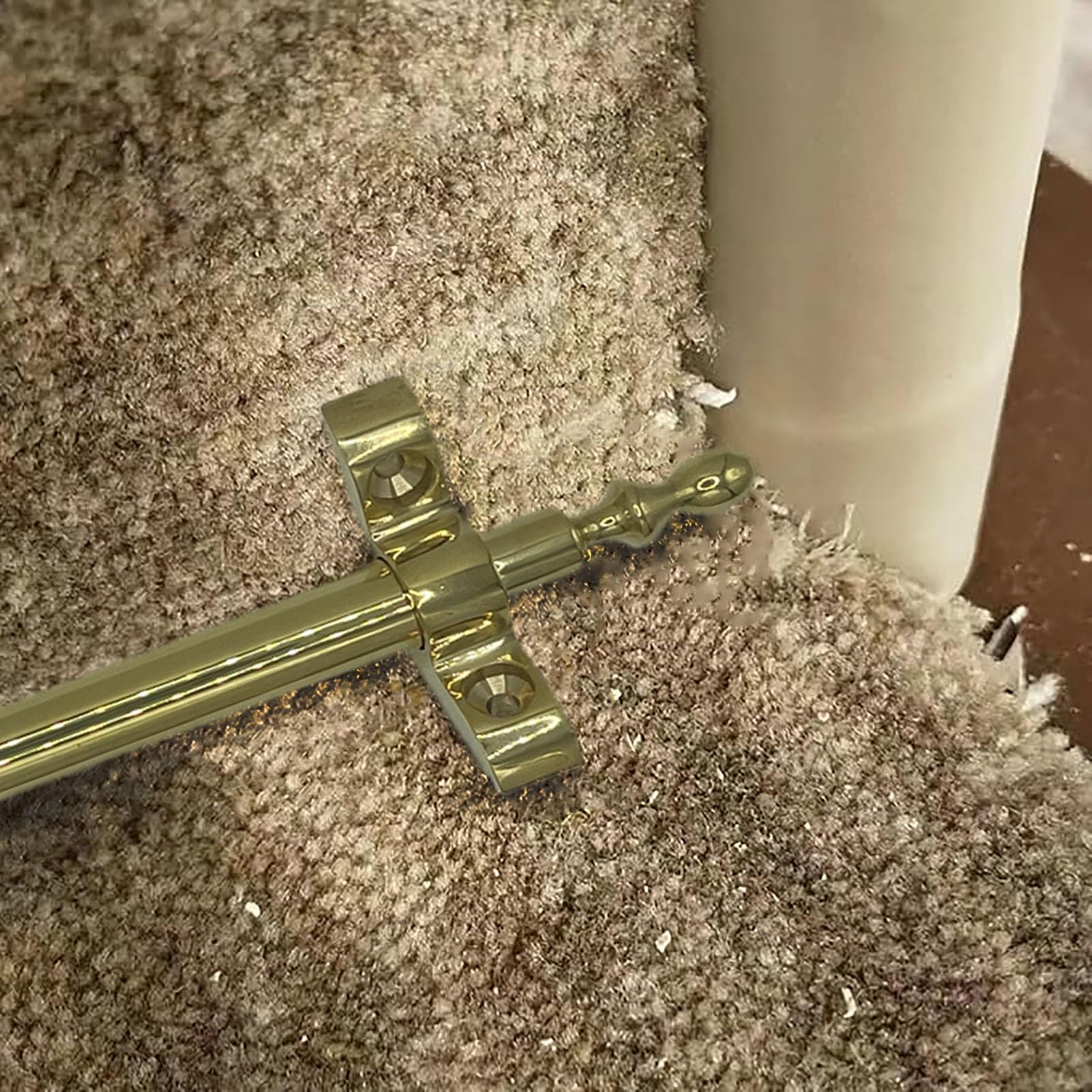 Barres pour tapis d'escalier en laiton pour sublimer votre entrée de maison chaleureuse