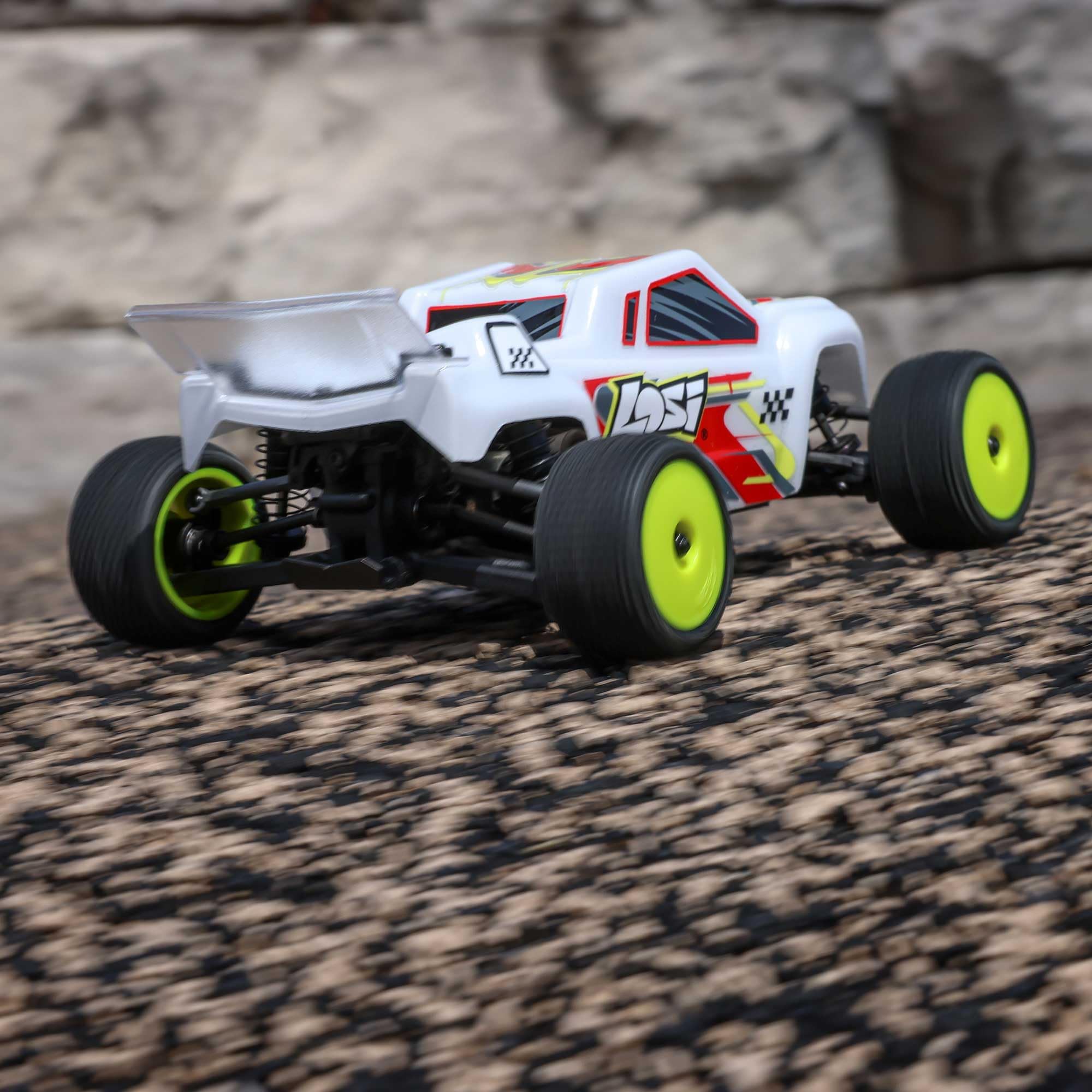 Amazon.com: Losi Micro-T 1/28 2 Wheel Drive White RTR LOS-1392T1
