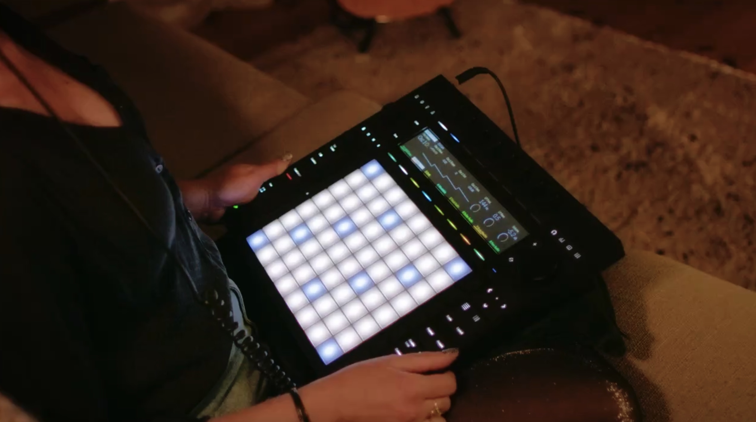 Amazon.com: Ableton Push 3 Standalone Workstation w/ 64 MPE pads