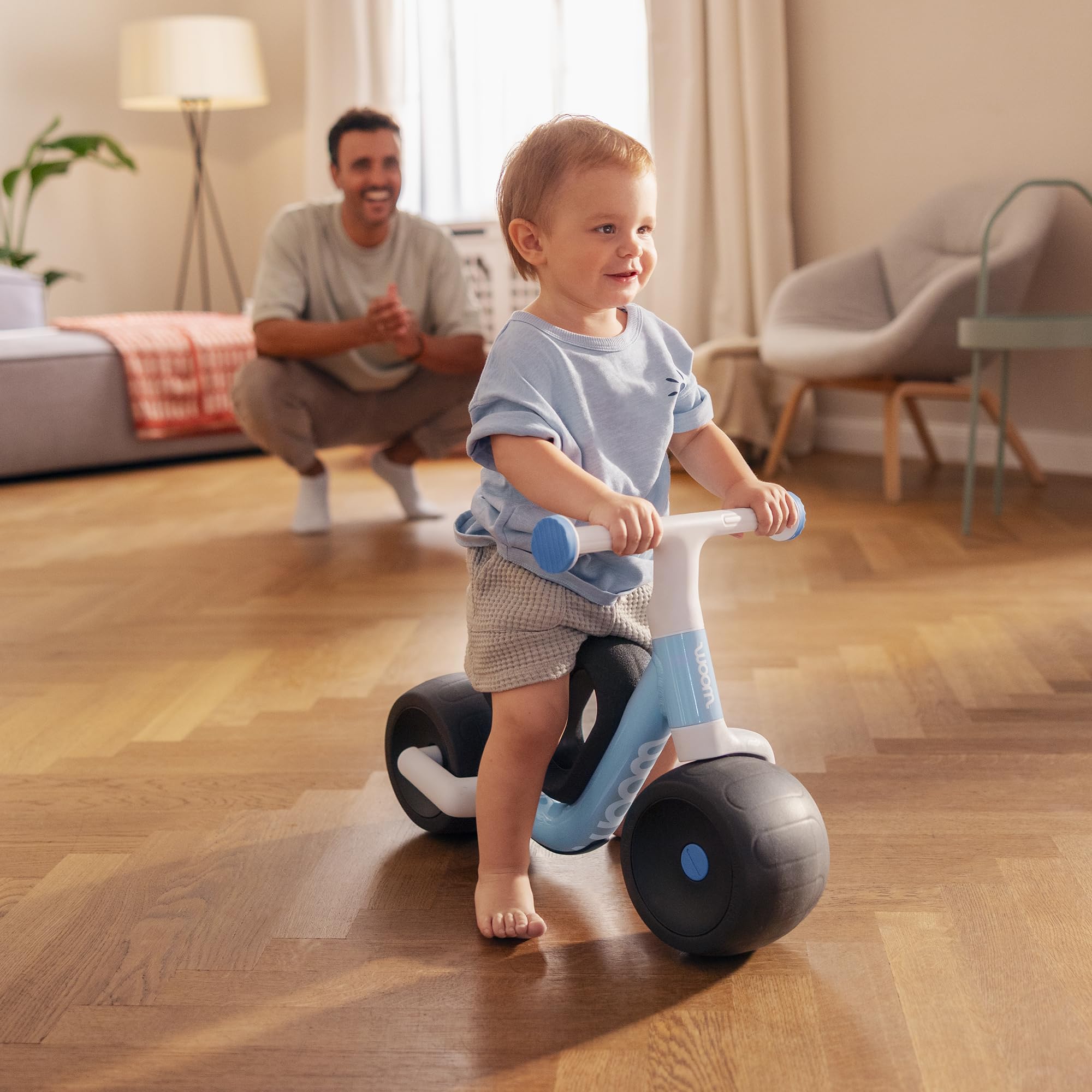 Woom WOW Leichtgewichtiges Aluminium Laufrad erstes Fahrrad ohne Pedal, für Babys und Kleinkinder von 9 Monaten bis 36 Monaten, Indoor/Outdoor