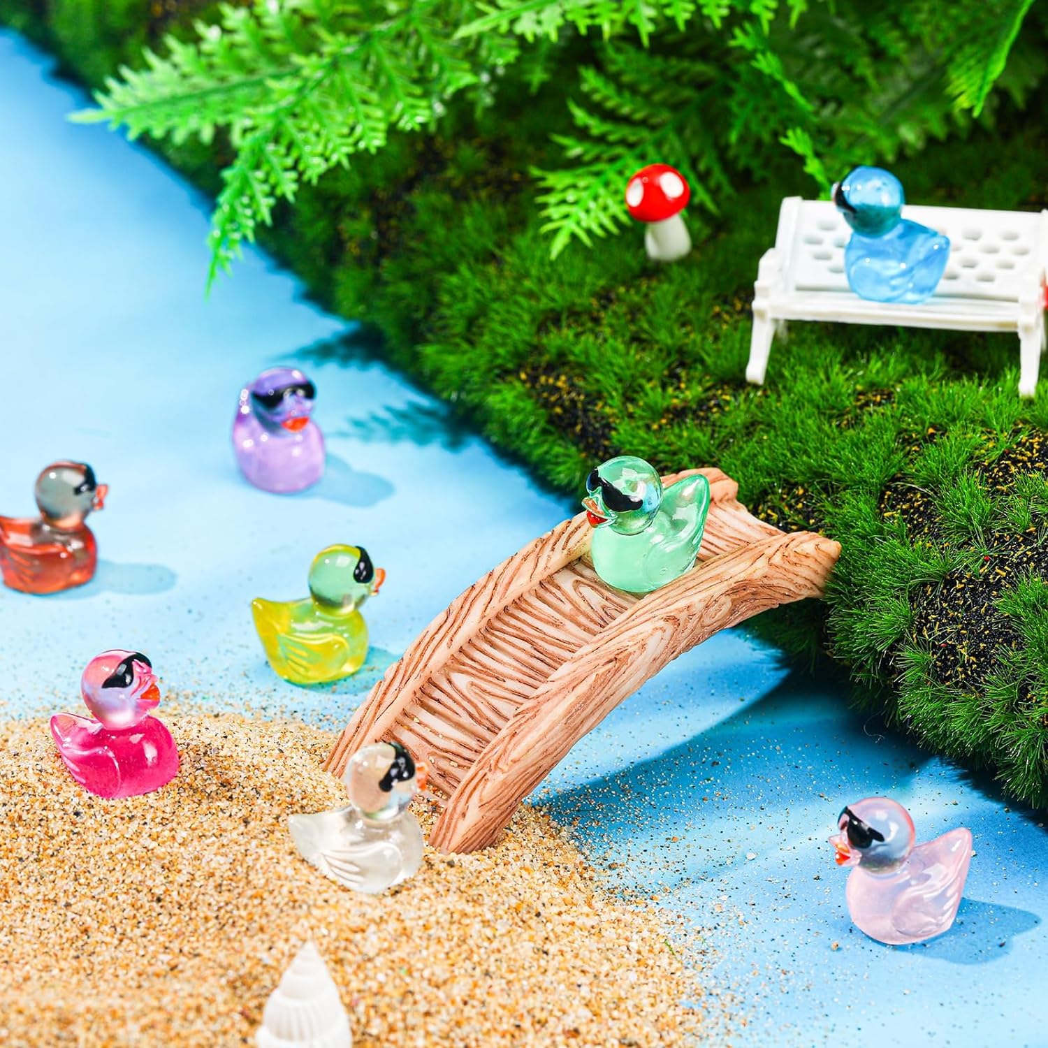 CHAKANLX 110pcs Luminous Sunglasses Mini Resin Duck 11 Colors Little Small Ducks Glow in The Dark Duck Figures for Dollhouse Aquarium Decor Micro Fairy Garden Landscape Hide and Seek Prank Toys