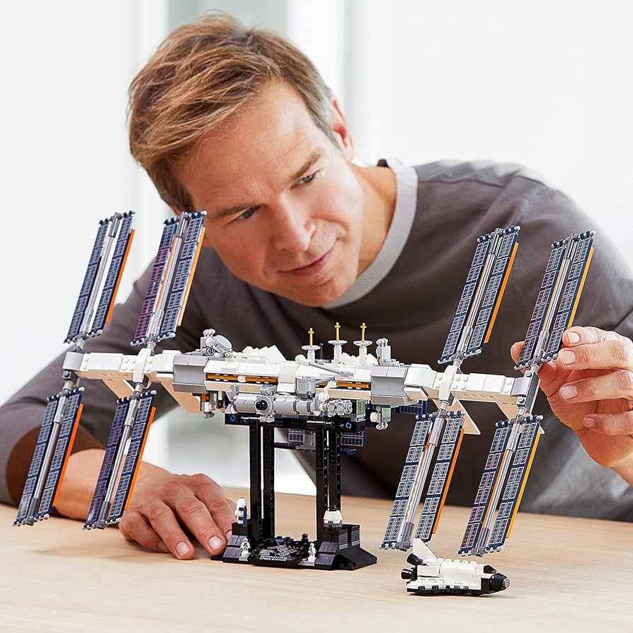 ラドンセット Amazon.com: LEGO Ideas International Space Station 21321