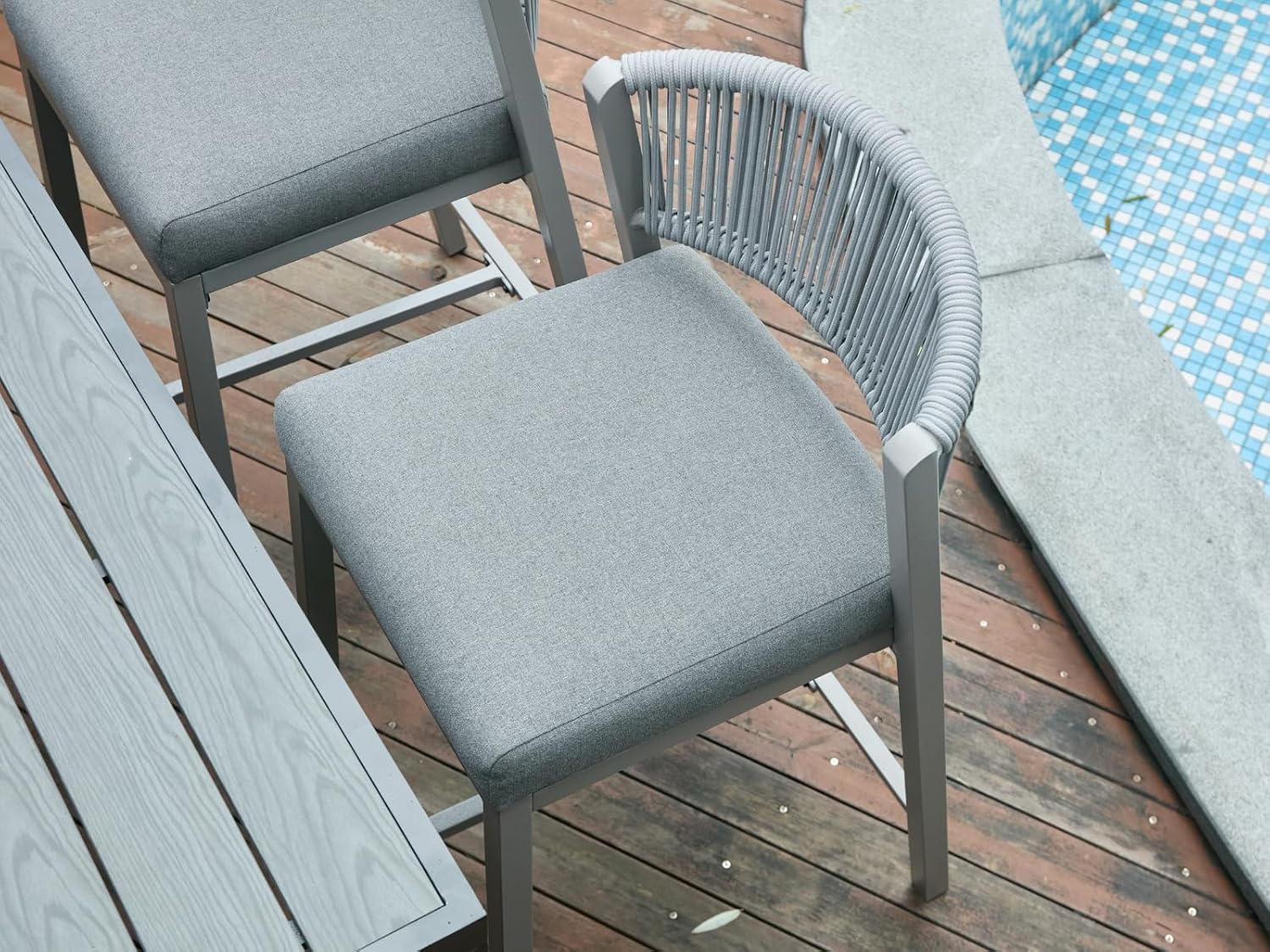 27" Grey Aluminum Bar Stools, Outdoor Counter Height Bar Stools Set of 2, Modern Patio Wicker Bar Chairs, Woven Barstools with Footrest for Balcony/Garden/Dining Room/Kitchen, Grey