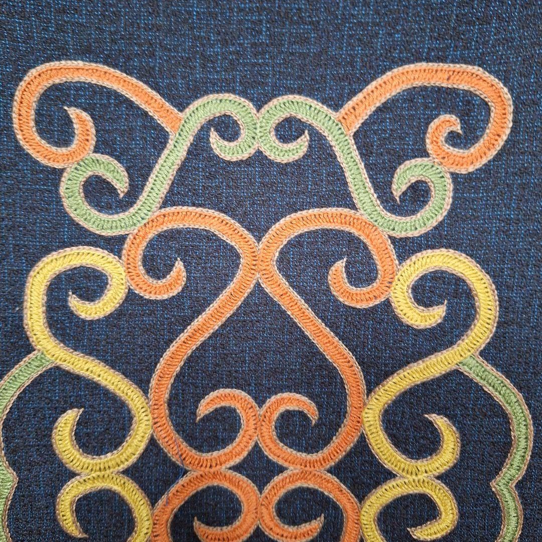 Amazon.co.jp: ウィルタ(アイヌ)刺繍マチ無しトートバッグ⑲ : Toys 