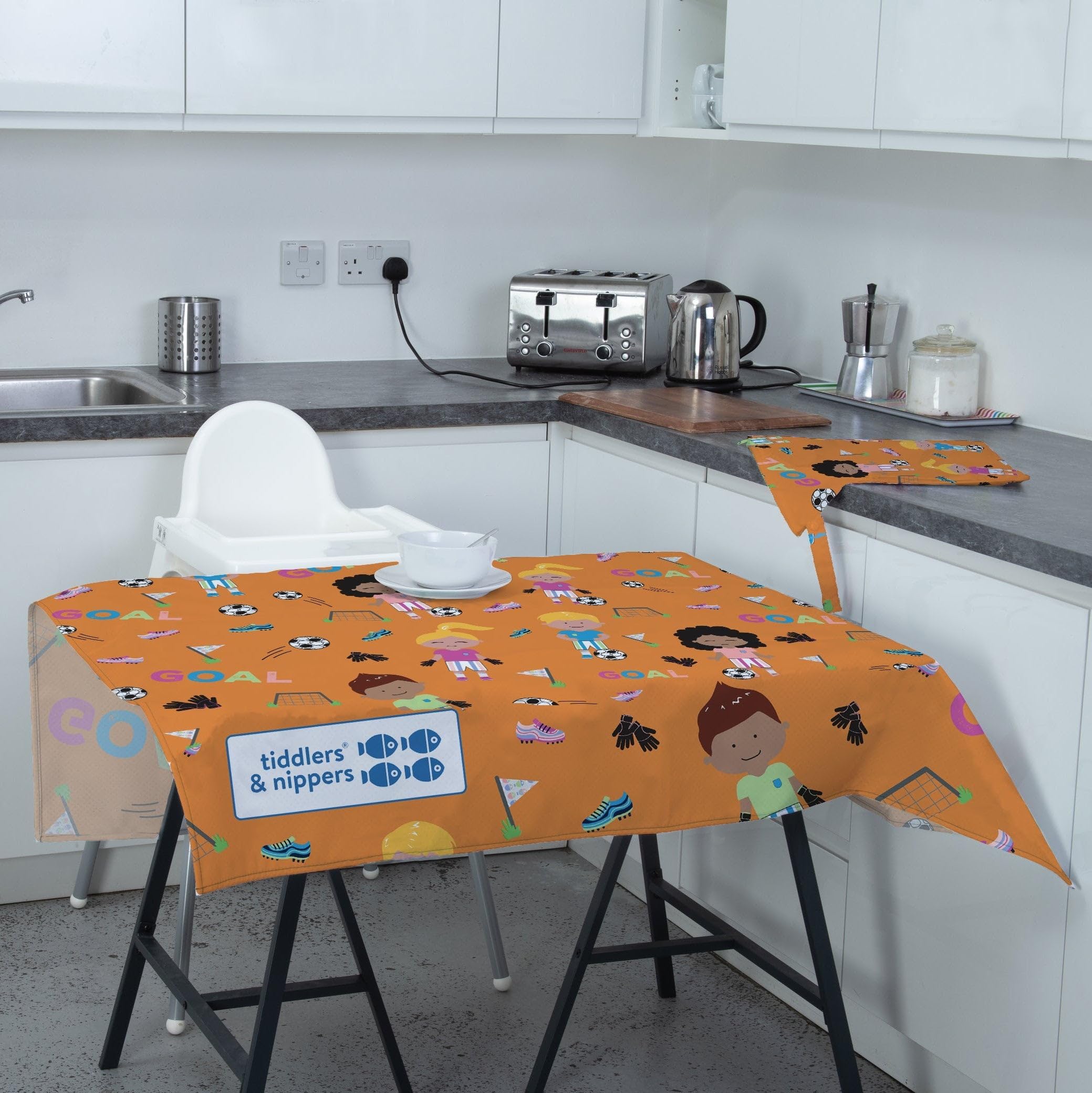 Tiddlers & Nippers Large 130cm x 130cm Reusable Splash Splat Mat, Football Fun - Image 3