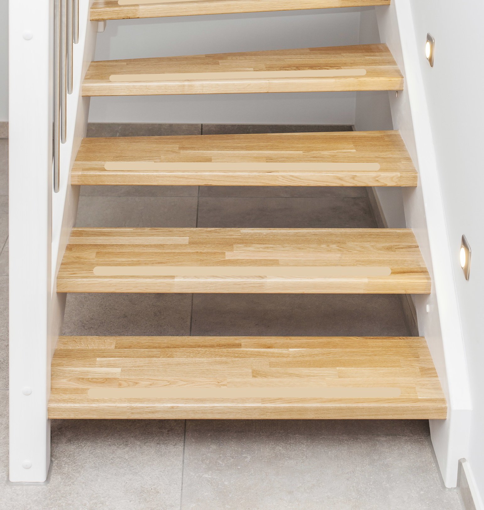 Kara Anti Rutsch Streifen transparent Treppe ca. 80 cm x 3 cm mit runden Enden (18)