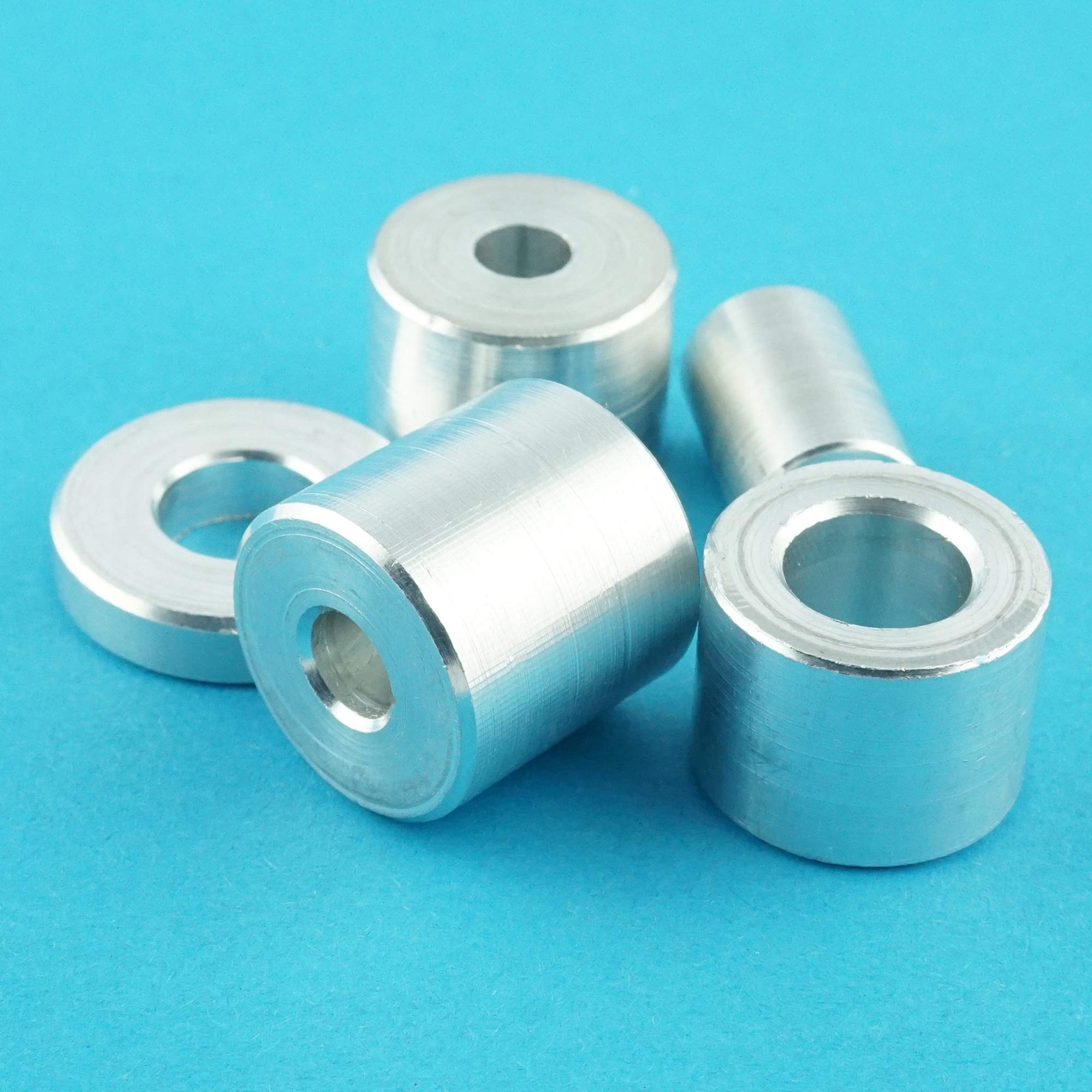 M8 Distanzhülse aus Alu - Ø außen: 24 mm; Ø innen: 8,5 mm; Länge: 20 mm - (2 Stück) Abstandshalter - Distanzscheibe - Aluhülse