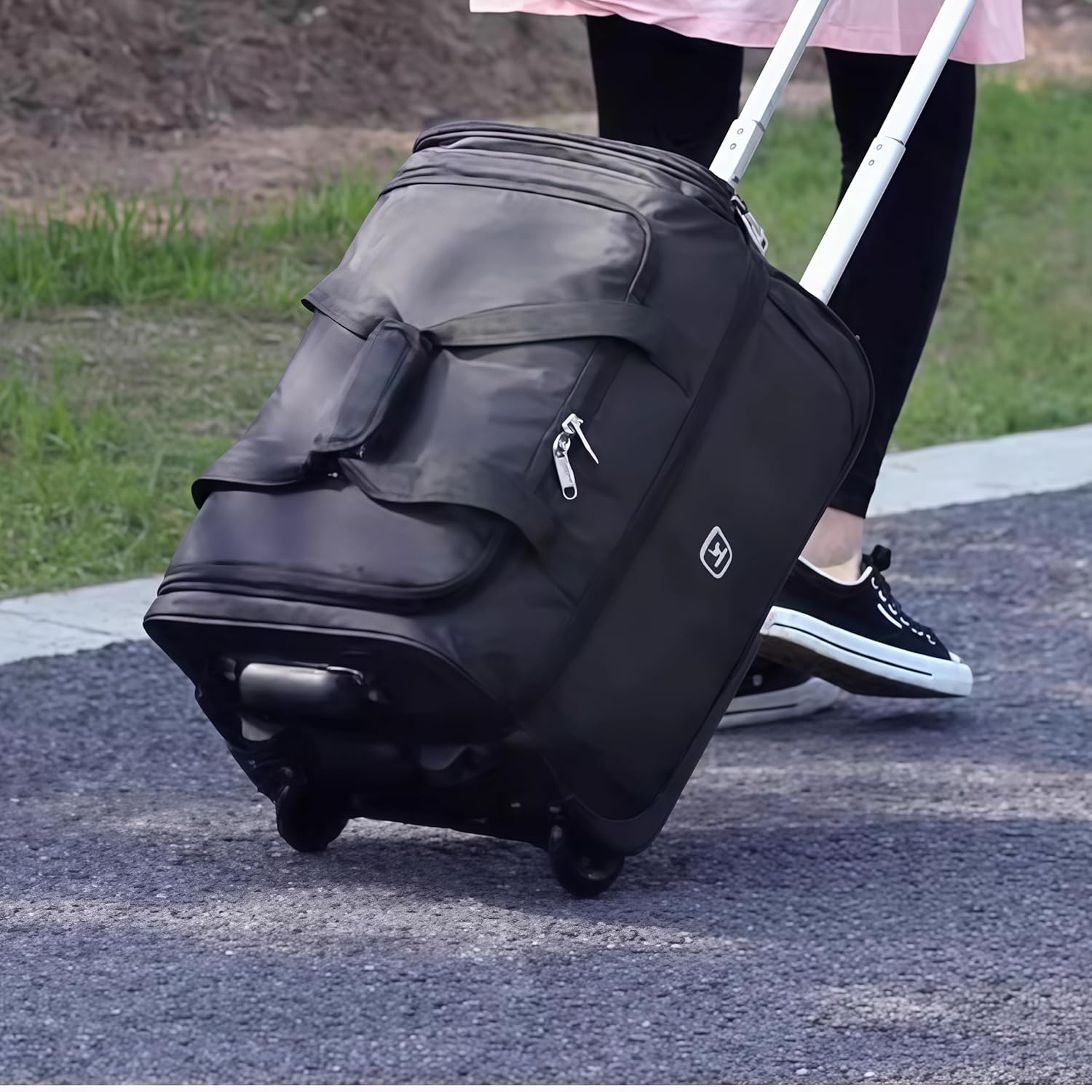 U.S.A. 19 inch Carry On Scalable Wheeled Rolling Duffel Bag Water Resistant Luggage Lightweight Travel Suitcase with Retractable Handle (Black)