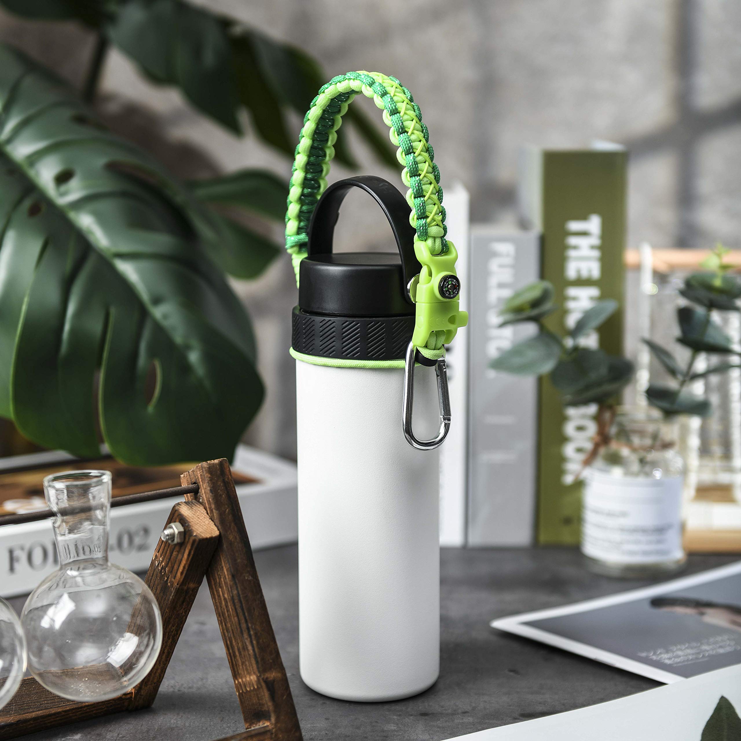 Amazon.com : QeeCord 2.0 Paracord Handle for Hydroflask 2.0 Wide & Standard  Mouth Water Bottles Carrier with New Ring & Carabiner 12oz - 64oz (32 oz-40  oz Wide Mouth, Glow Green Compass) : Sports & Outdoors