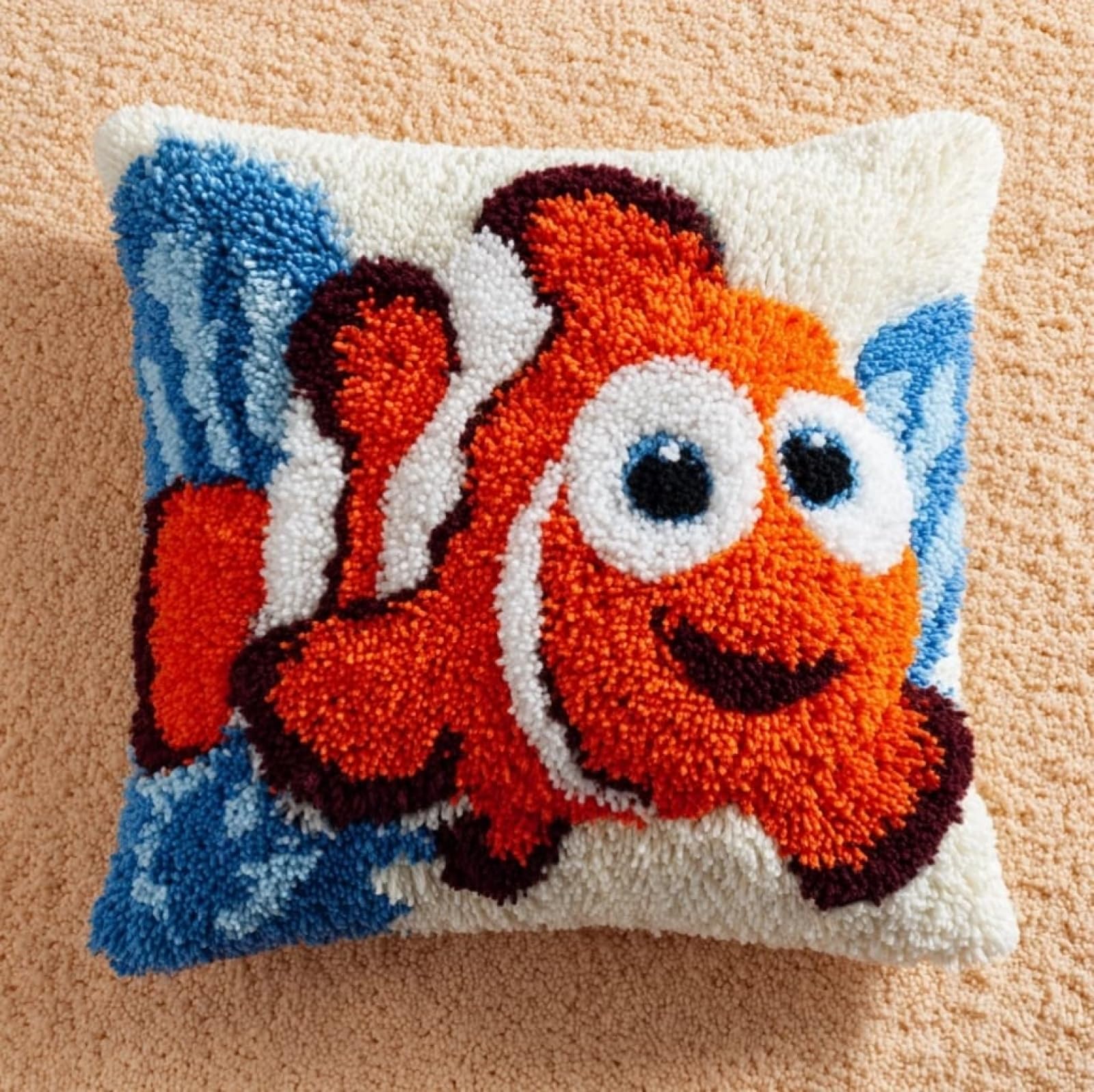 AxiangziK 43x43cm Latch Hook Cushion Making Kit,Cartoon Goldfish DIY Latch Hook Pillow Cover kit,Soft Yarn Pillow Set,Ideal Creative Gift for Adults