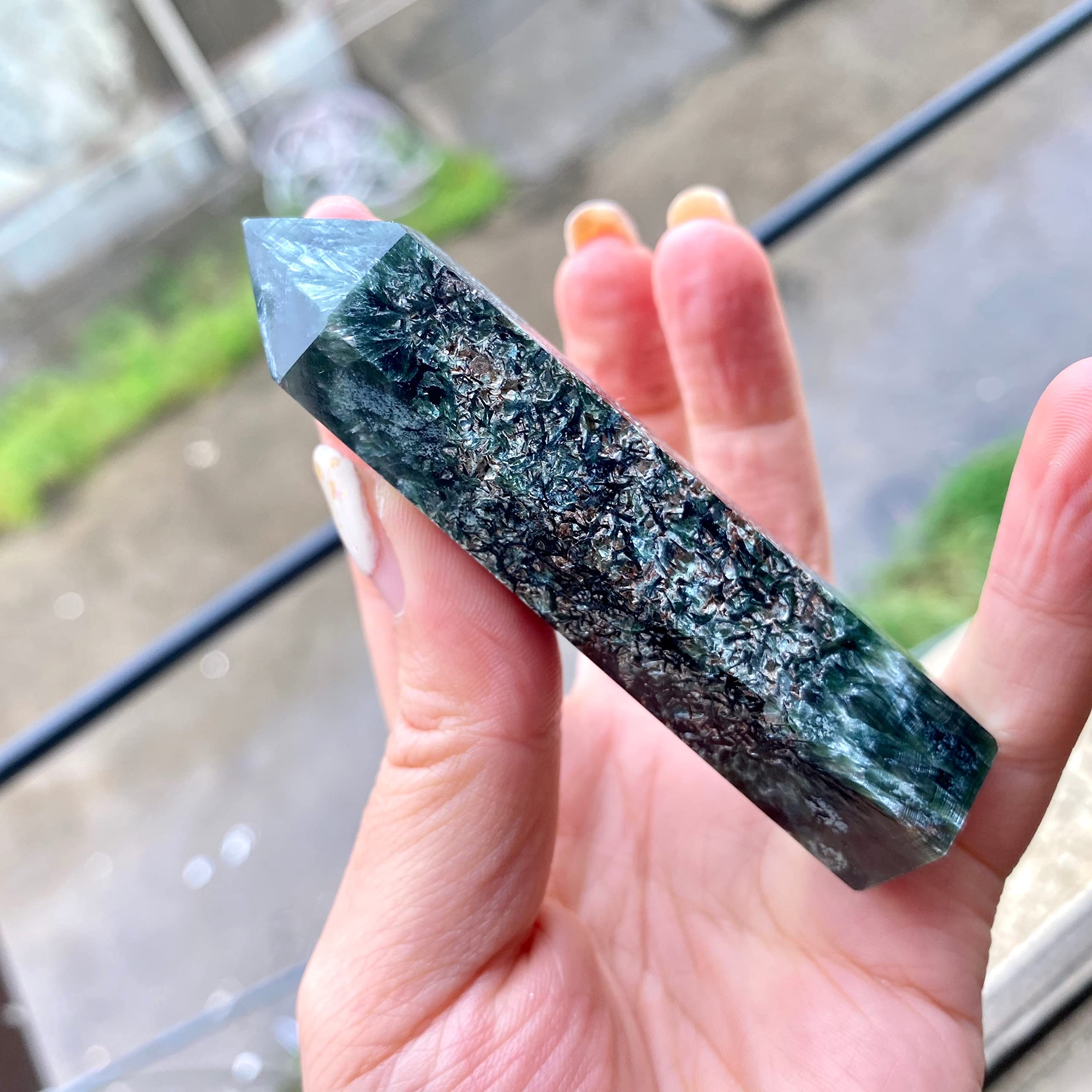 Bacchetta Magica della Torre del Punto della serafinite Naturale for la guarigione dei Regali Decorativi Pietre di Collezioni di casa
