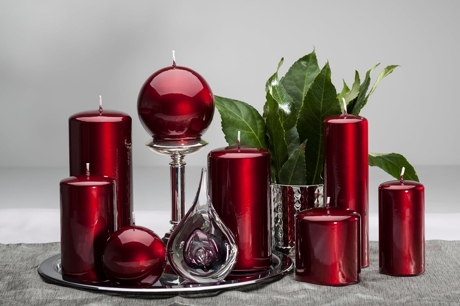 Aurora Pillar Candle, Paraffin Candle, 70 x 130 mm, Ruby, Pillar Candle, for Decoration, 49 Hours Burning Time, Decorative Wax Candle, Pack of 1