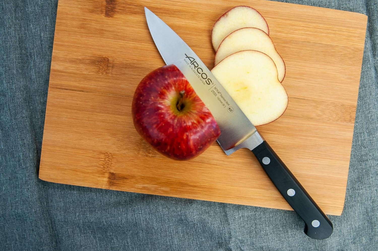 ARCOS Series Clasica-Chef Knife-Blade Nitrum Forged Stainless Steel 160 mm (6.30 Inches) -Handle polyoxymethylene (pom) Black Colour, 18/8, 37 x 7,5 x 3 cm