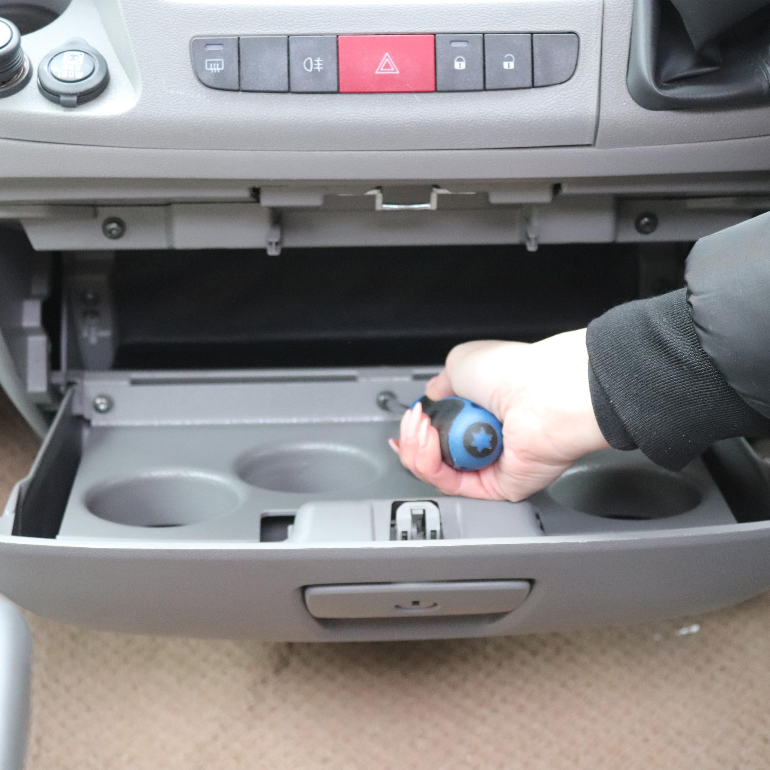 X Getränkehalter-Einsatz für Handschuhfach, kompatibel mit Citroen Relay, Peugeot Boxer und Fiat Ducato (nur für graues Handschuhfach) – ab 2007 – Links- und Rechtslenker kompatibel – kein Bohren