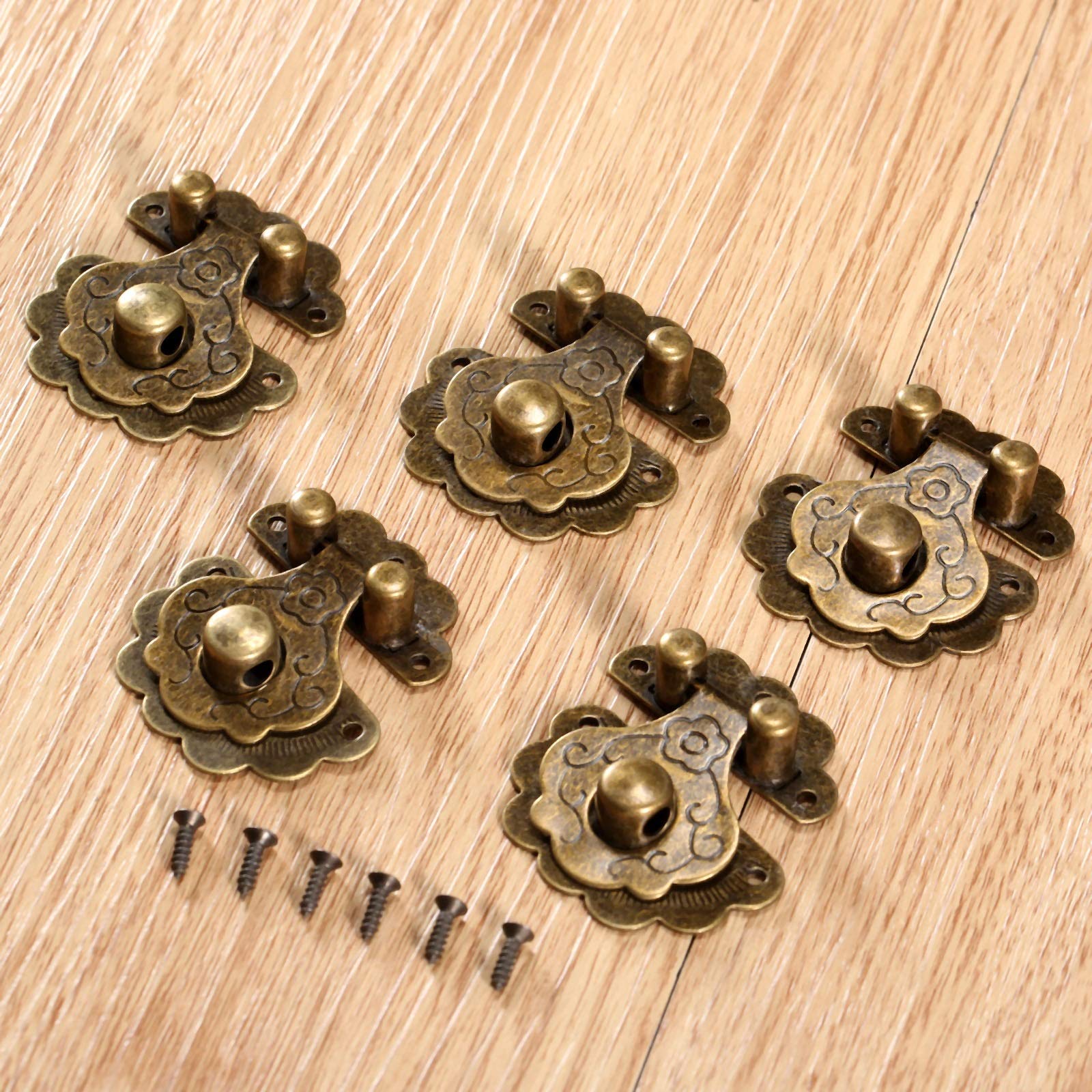Hasp, 5 sztuk 40x36mm Vintage Hardware Antyczny mosiądz Hasps Dekoracyjna biżuteria Prezent Drewniane pudełko Hasp Retro Walizka Zatrzask ze śrubami