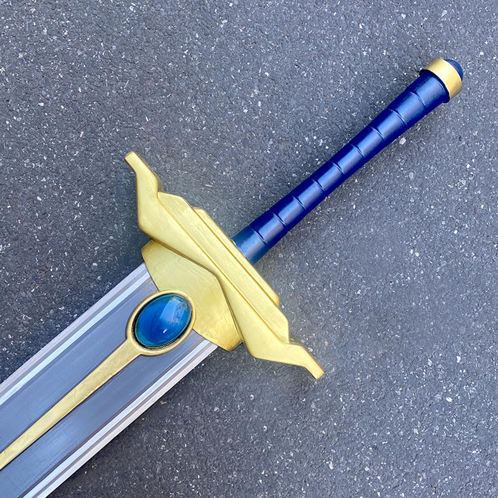 Amazon.co.jp: Plazhen 葬送のフリーレン コスプレ 道具 ヒンメル 武器 