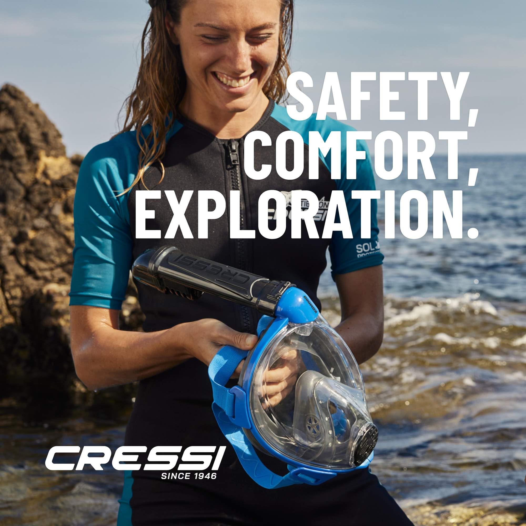 CRESSI since 1946 - Komodo Full Face Dry Snorkelling Mask 180° Vision - CO2 Safe - 100% Anti Fog Silicone - Side Snorkel - Adjustable Elastic Straps - Black/Black - S/M