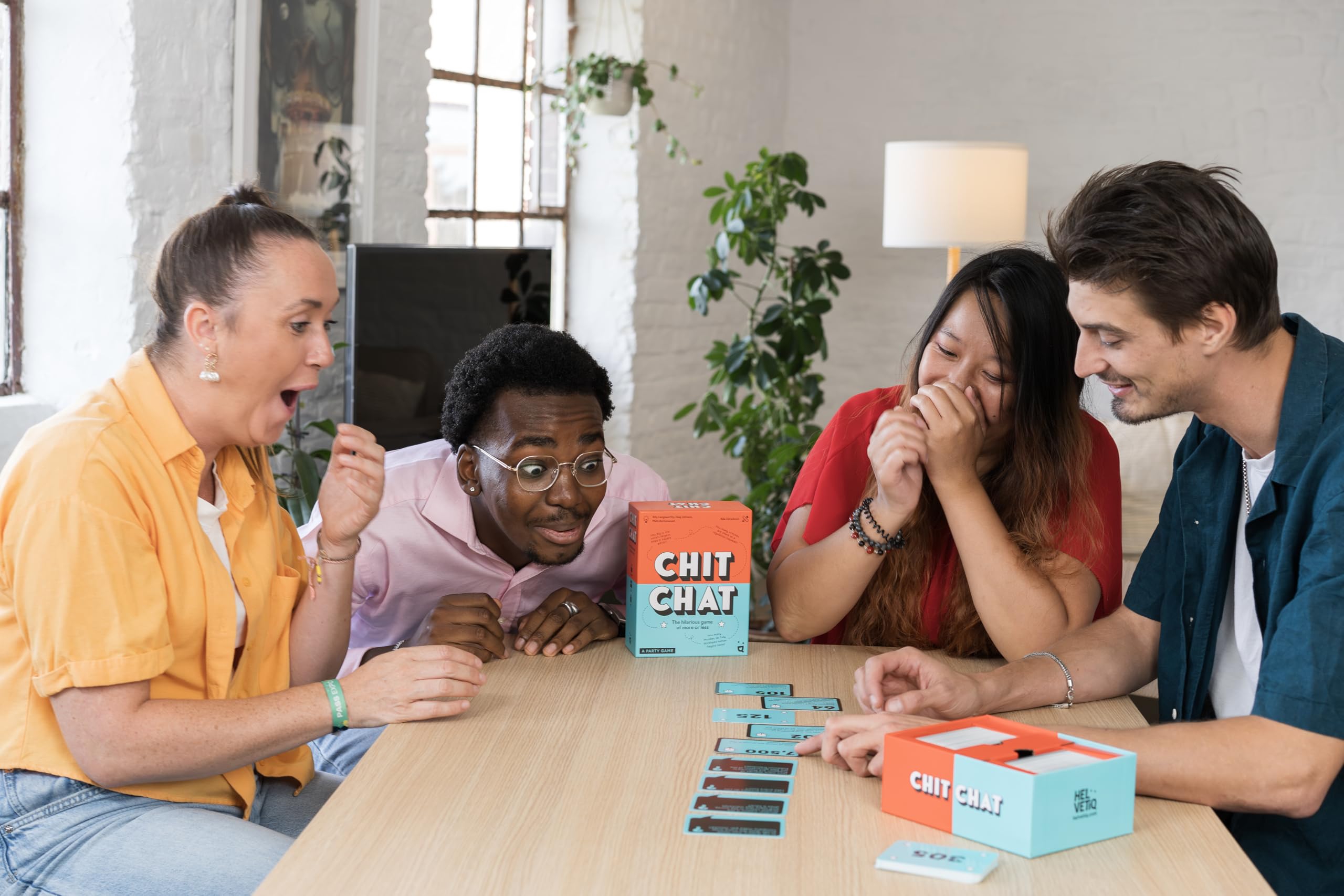 Frantic Antics - Gioco Di Sciarade Frenetico Per Famiglie, 4-10 Giocatori, Età 8+, Helvetiq - 3