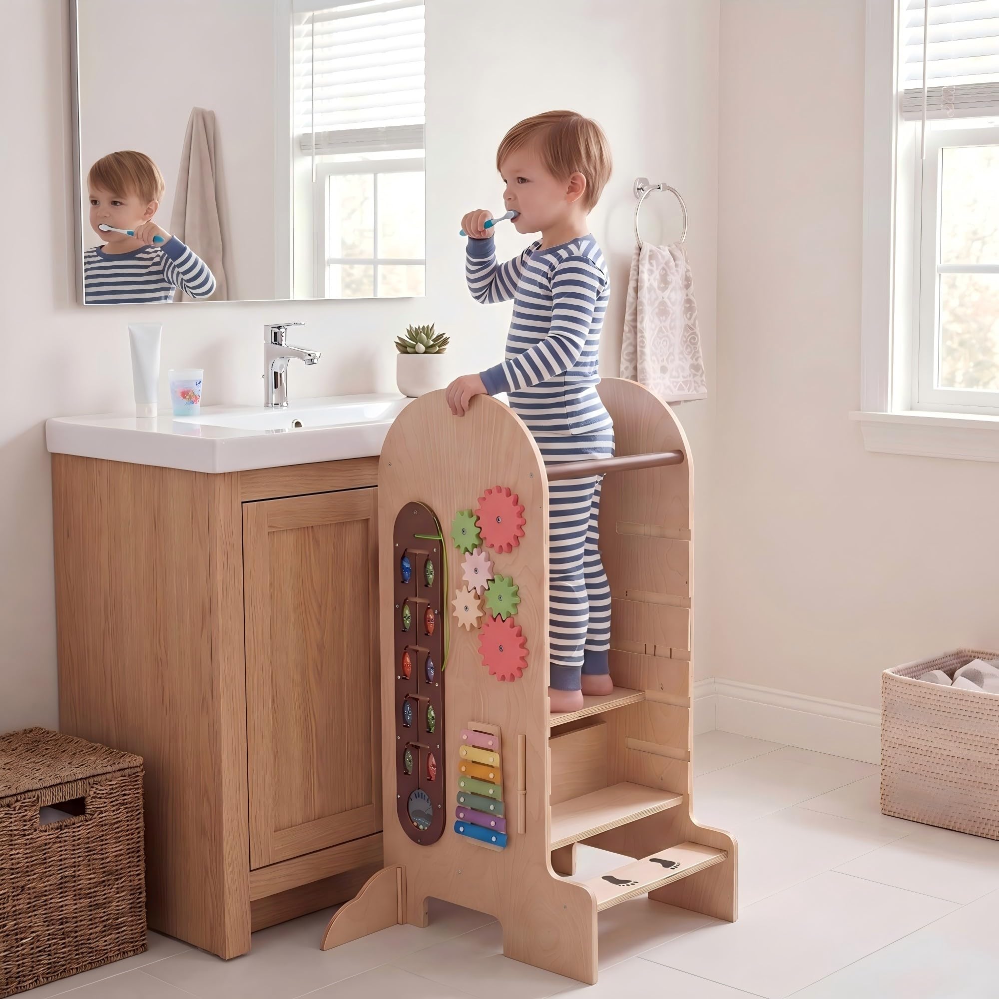 DREAMADE 4 in 1 Lernturm mit Rutsche, Trittleiter mit 3 verstellbaren Höhen | Tritthocker Montessori mit Abnehmbarer Tafel & Spielbrett, Learning Tower aus Buchenholz, Trittschemel für Kinder ab 3 Jahr