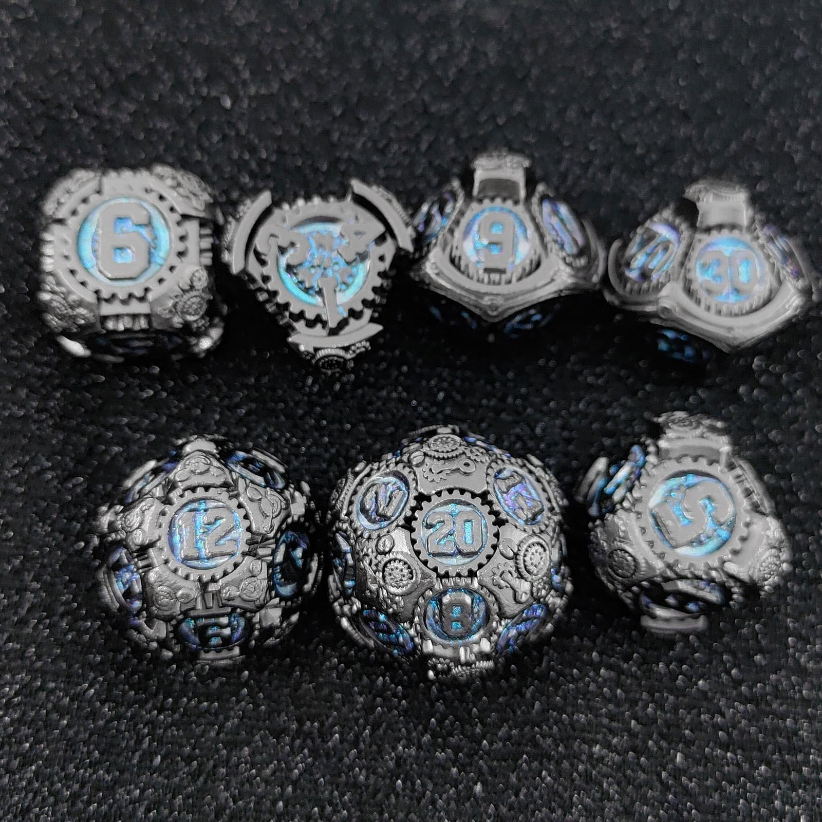 Geakeeper Construct D&D Lot de 7 dés DND en métal, dés D&D polyédriques métalliques avec étui cadeau pour jeux de rôle Donjons et Dragons, jeu de rôle (bleu roulant)