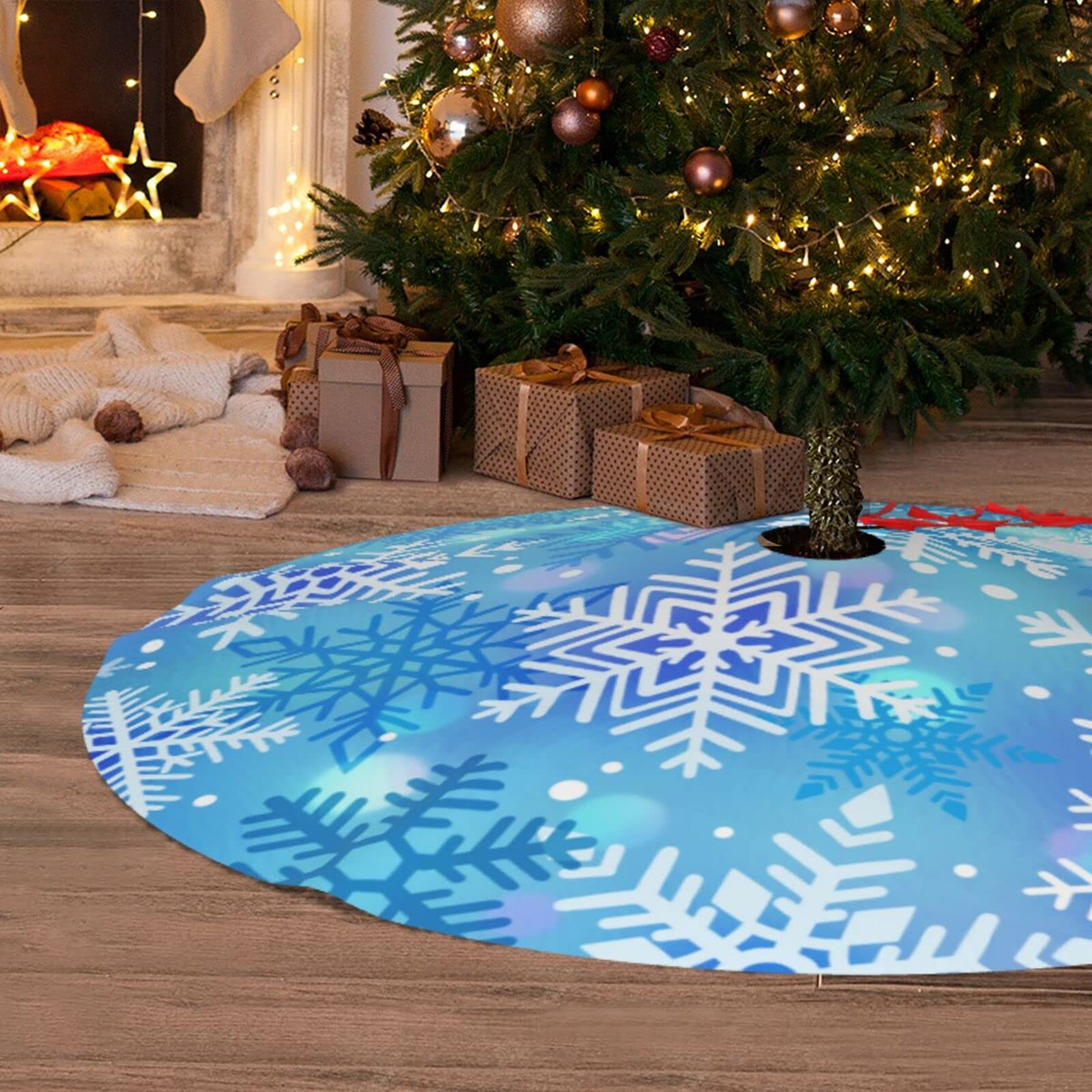 Snowflake Pattern Tree Skirt Snowflake Christmas Tree Skirt - Blue White  Abstract Design With Tassels (36 Inch) Blue Snowman Tree Skirt, image size:1600x1600