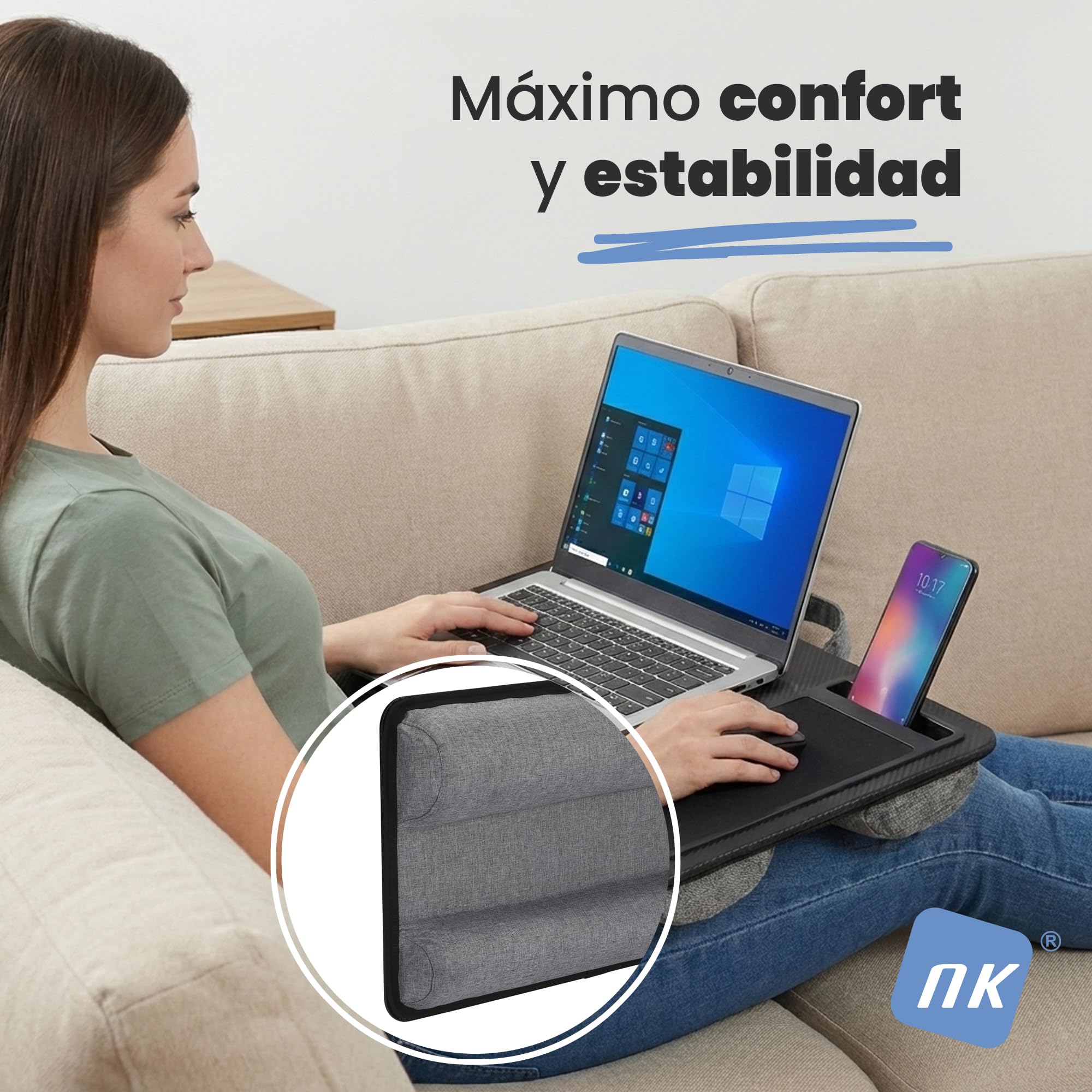NK Base Mesa para Portátil con Cojín XL – 57.5×30.5×5cm, Asa de Transporte, Ranura para Móvil, Tope Antideslizante, Alfombrilla Ratón, Respaldo EPS, PVC MDF ABS y Tejido