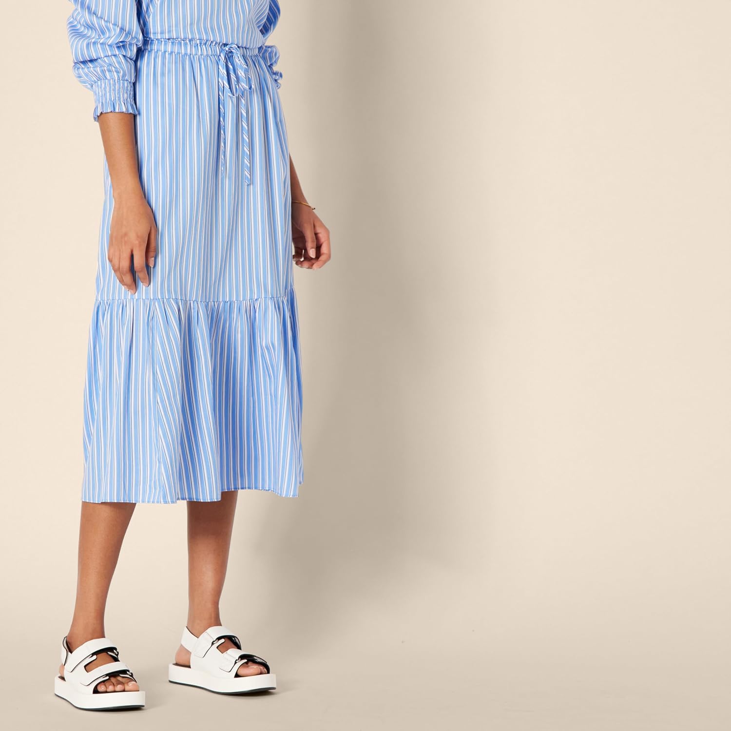 Amazon Essentials Women's Mid-Rise A-line Cotton Sateen Tiered Midi Skirt (Top Sold Separately) - Image 3