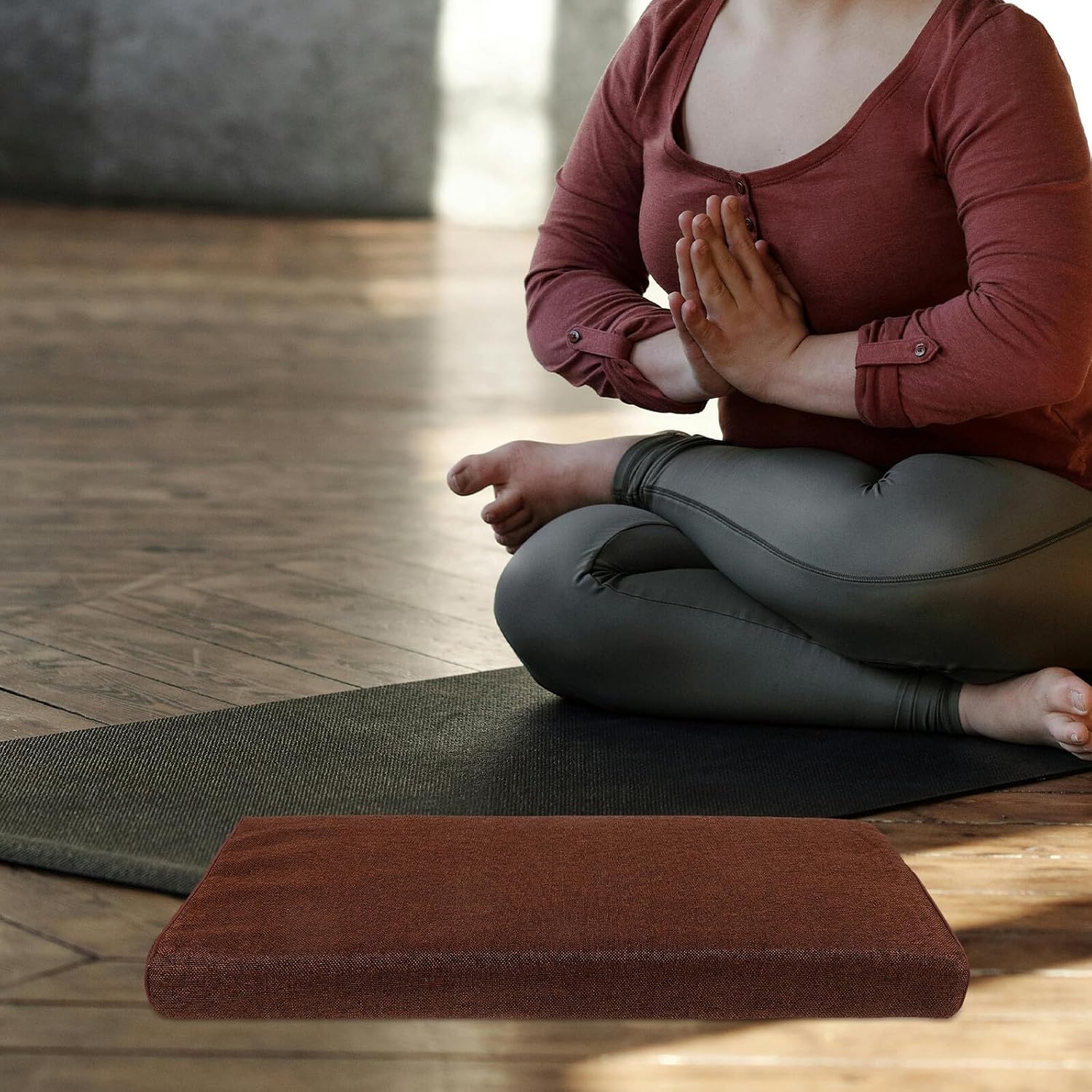 KALLORY Meditation Seat Cushion Floor Pillow Breathable Chair Pad Coffee Color Household Cushion for Zen Sitting and Kneeling Meditation Pad