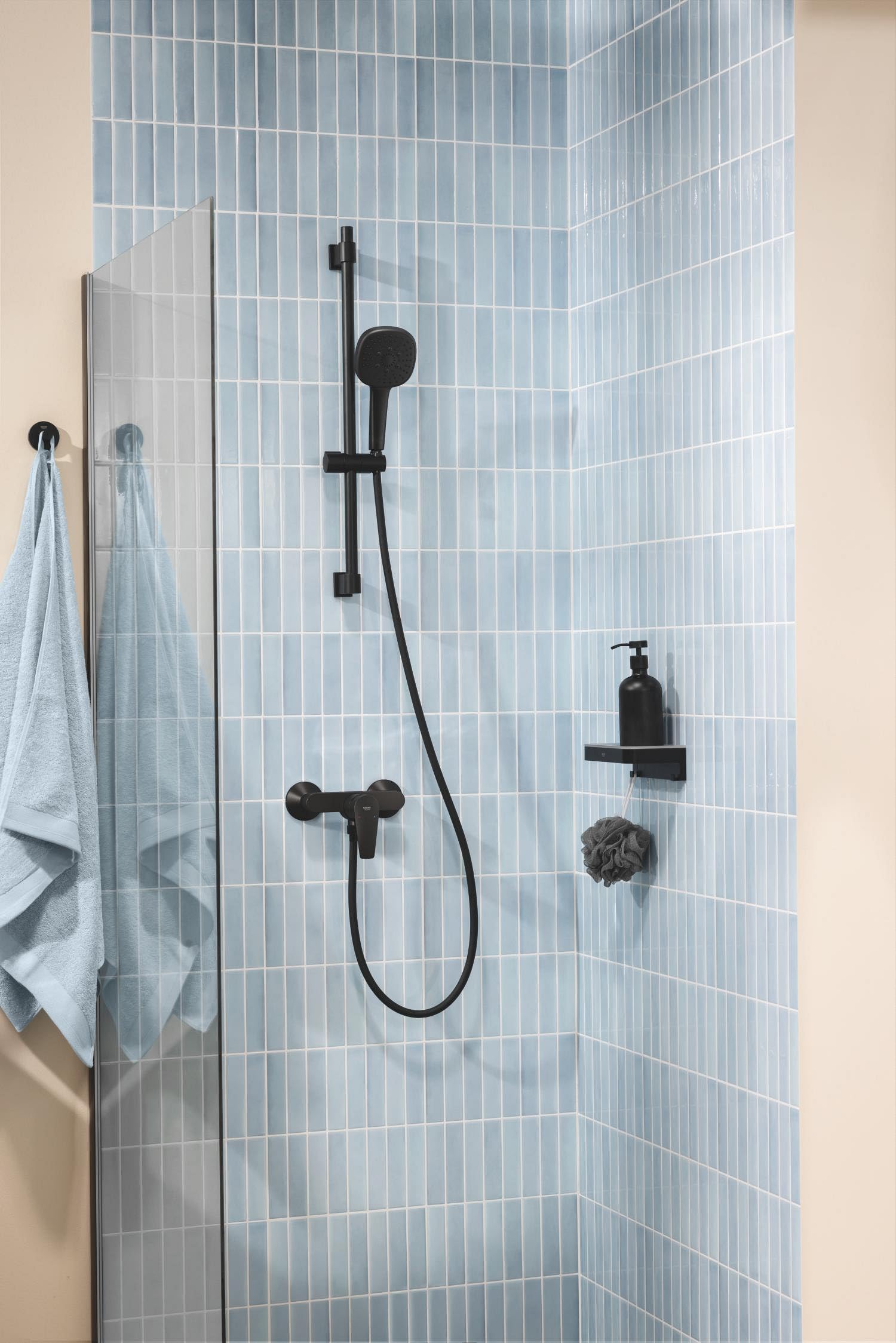 GROHE Start Edge – Grifo Monomando Ducha Visto (Instalación Mural, Cartucho 35mm, Válvula Antirretorno, Protección contra Reflujo), Negro Mate, 233472431