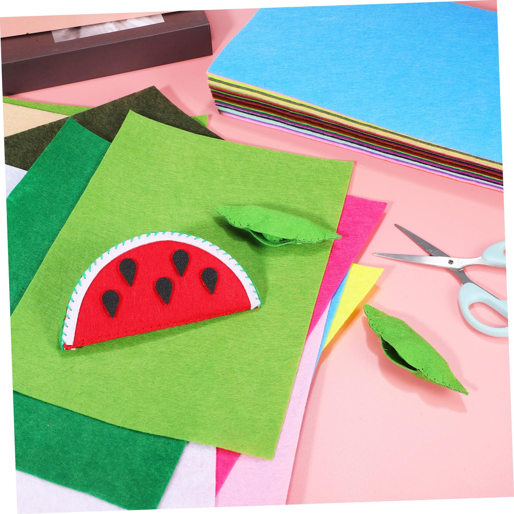 60stücke Bastelfilz Farben Dünne Filzplatten Für Handwerk Nähprojekte Scrapbooking Dekorationen Vielseitige Anwendung Benutzerfreundlich Praktisch Farbenfroh