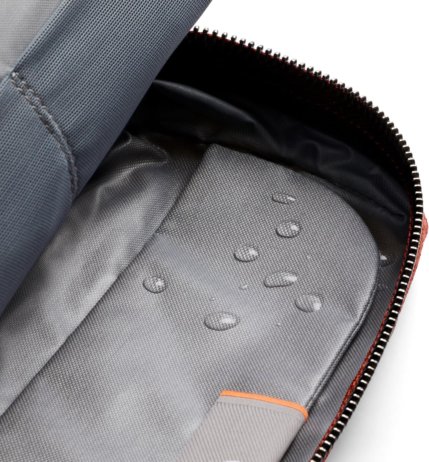 Bellroy Toiletry Kit (Unisex Toiletry Bag, Zipper Closure, Water-Resistant Lining, Toothbrush Sleeve with Magnetic Closure, Internal Mesh Pocket Organization) -Bronze - Image 5