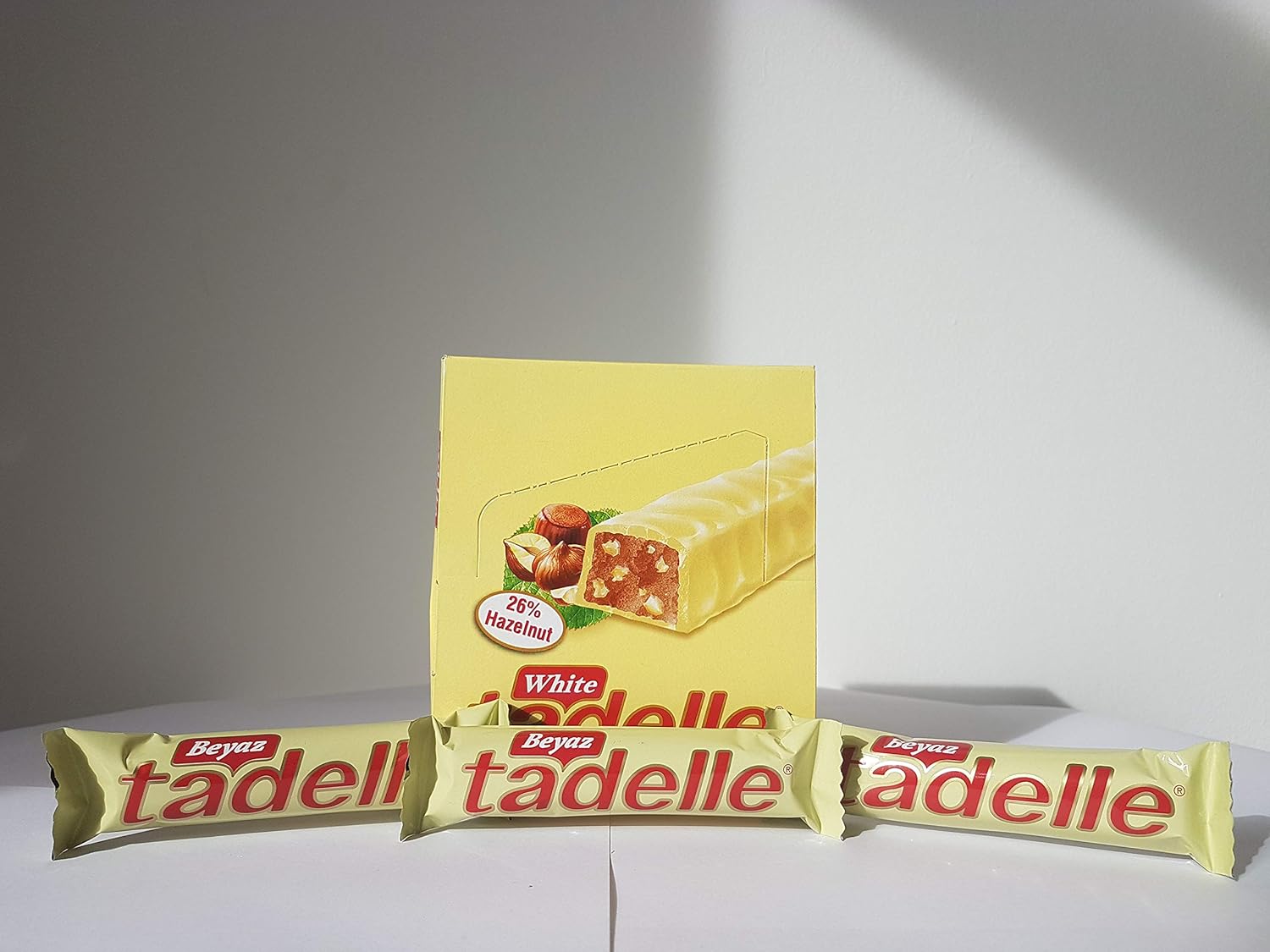 Tadelle WHITE Hazelnut Bar Covered & Chocolate 30g 20pcs