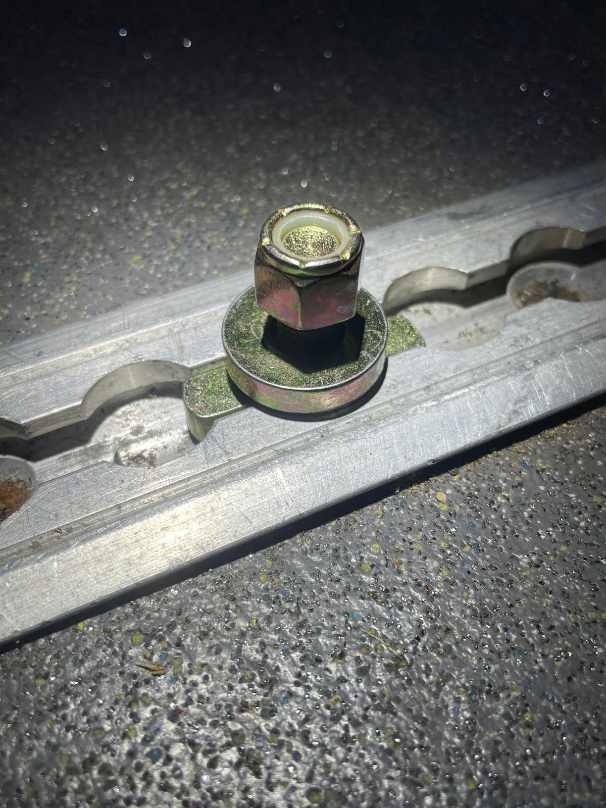 Mytee Products 40 Pack L Track Double Lug Threaded Stud