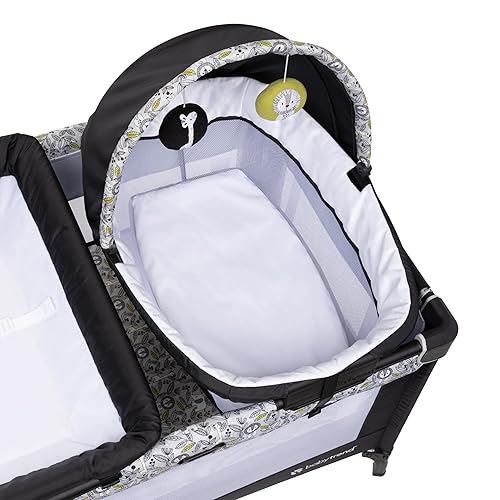Miniatura 6 de Baby Trend Nursery Den Playard con Snooze Pod y cambiador abatible, trío oculto de la selva