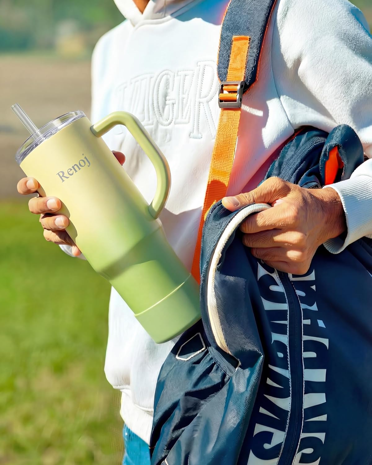 Renoj Insulated Mug 100% Spill Resistant Insulated Water Bottle for Iced Coffee & Hot Drinks - Fits Car Cup Holder, Ideal Gift, 2 Straws & Silicone Boot - FlexSlide Green Gradient 32 oz