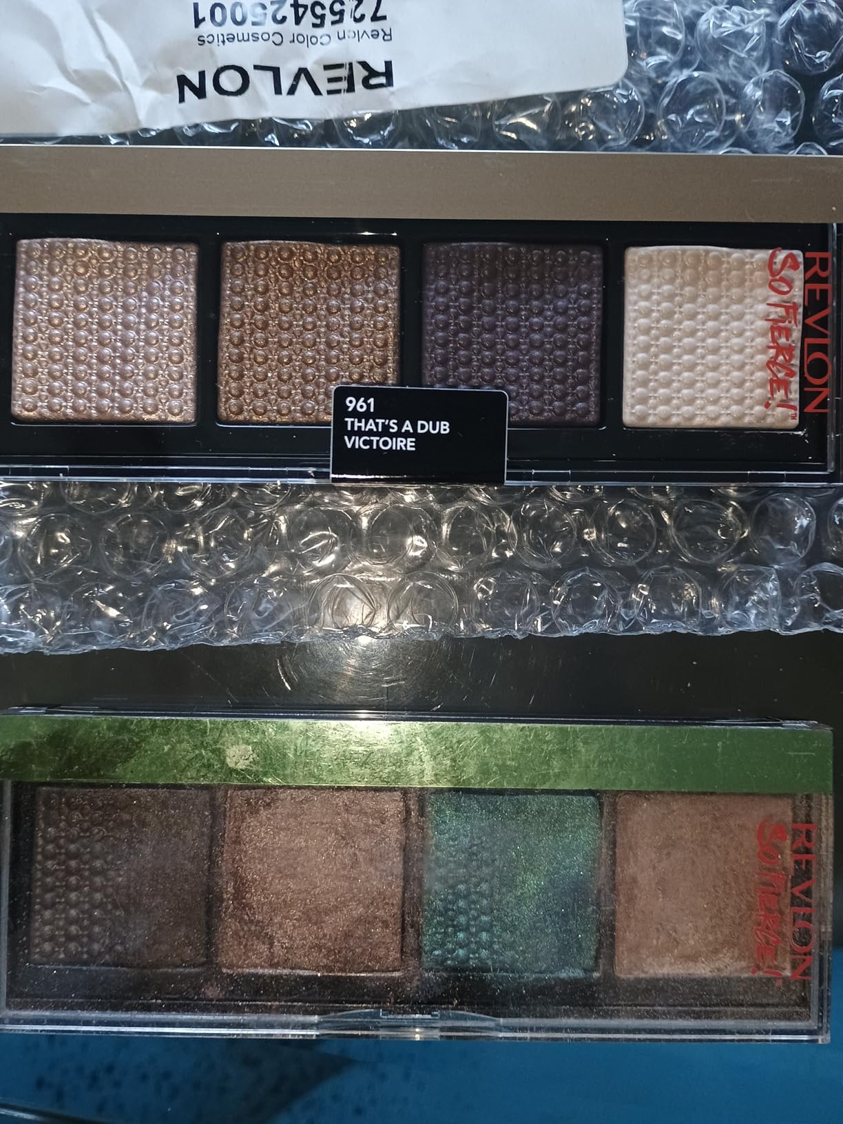 Revlon So Fierce Prismatic Eyeshadow Palette, Eye Makeup, Ultra Creamy Pigmented in Blendable Matte & Pearl Finishes, 961 That's A Dub, 0.21 oz