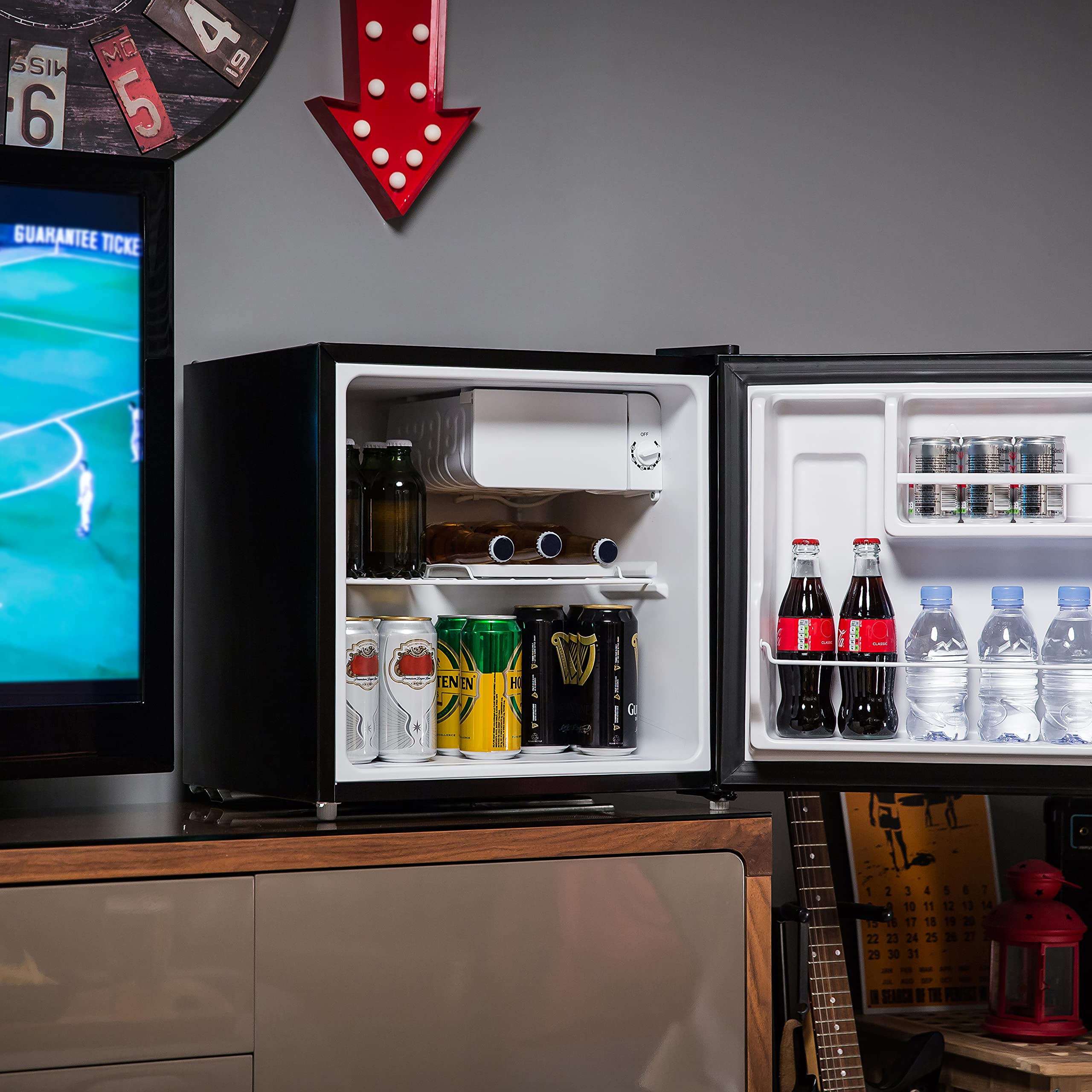 Kuhla 43 Litre Mini Fridge with Ice Box, Inc Adjustable Thermostat, Door Racks and Removable Shelf, Small Drinks Fridge Ideal for Home and Office – Black, KTTF4BGB — view 7