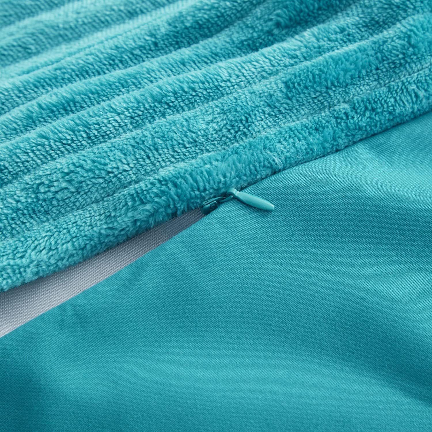 Nestl Premium Flannel Duvet Cover Set - 3 PC Reversible Full Comforter Cover Set with Microfiber Back - 1 Velvet Duvet Cover Full with Zipper Closure & 2 Pillow Shams 80 x 90 inches - Teal