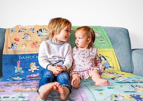 Miniatura 7 de Jay Franco Minnie Mouse - Manta de recursos de aprendizaje de educación temprana, mide 60 x 90 pulgadas, manta de enseñanza de felpa súper suave